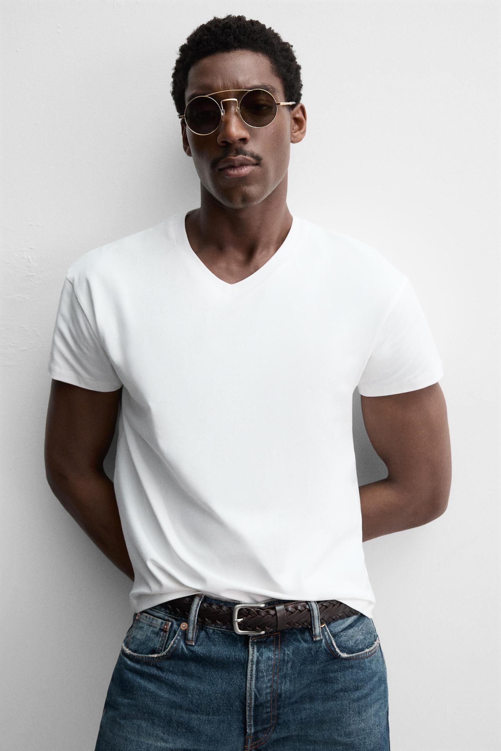 LIMITED EDITION V-NECK T-SHIRT Product Image