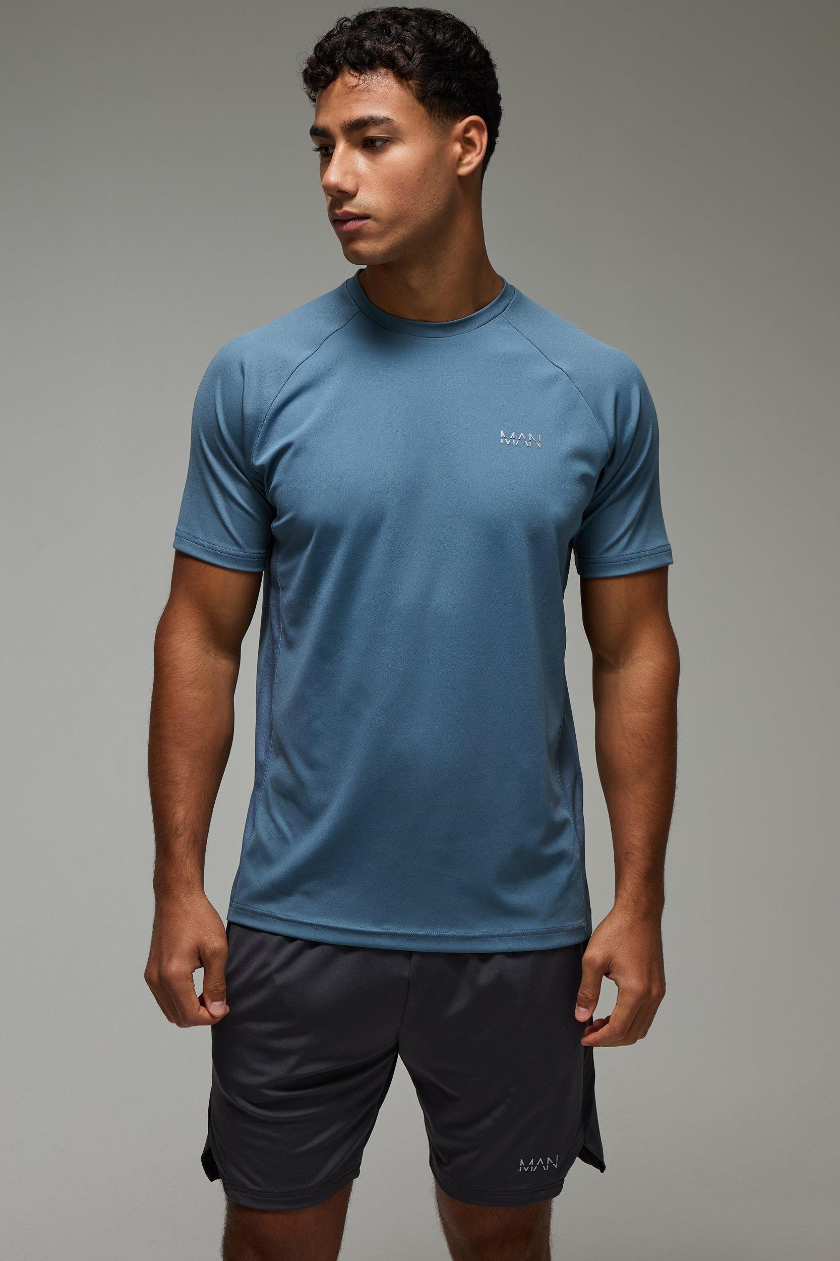 Man Active Performance Regular Fit T Shirt & Short Set | boohooMAN USA Product Image