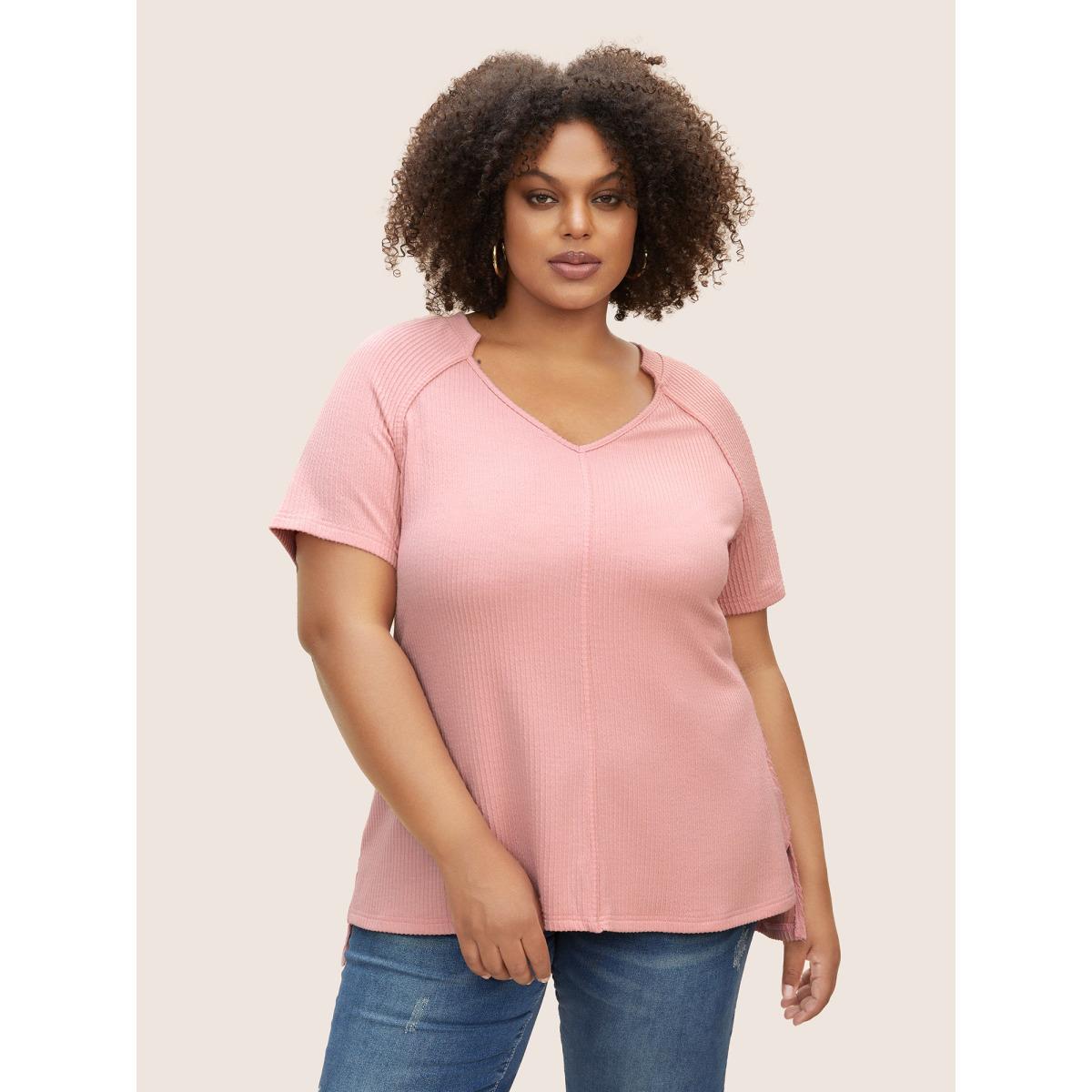 Plus Size Plain Textured Raglan Sleeve Split Hem T-shirt Pink Women Casual Patchwork V-neck Everyday T-shirts BloomChic 12/L Product Image