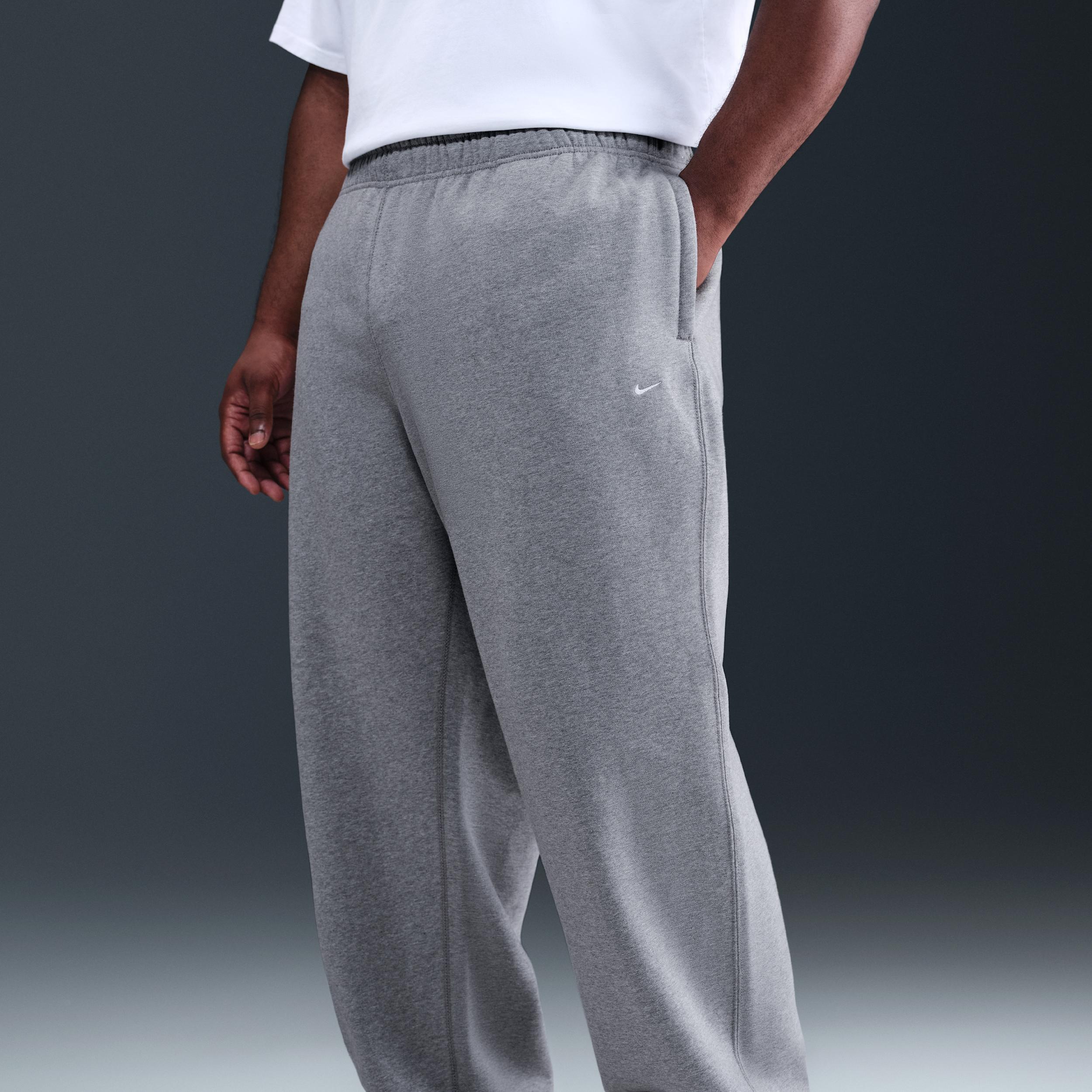 Nike Mens Solo Swoosh Fleece Open-Hem Pants | HV1090-010 Product Image