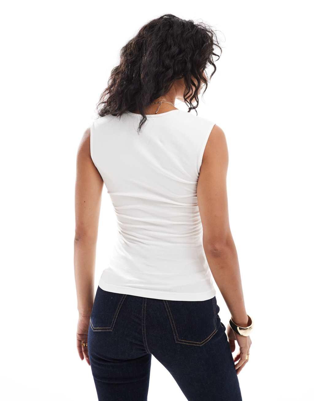JJXX square neck top in white Product Image