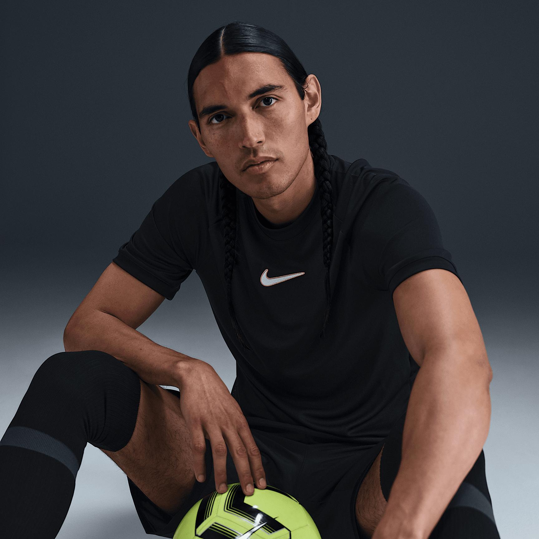 Nike Academy Men's Dri-FIT Soccer Top Product Image