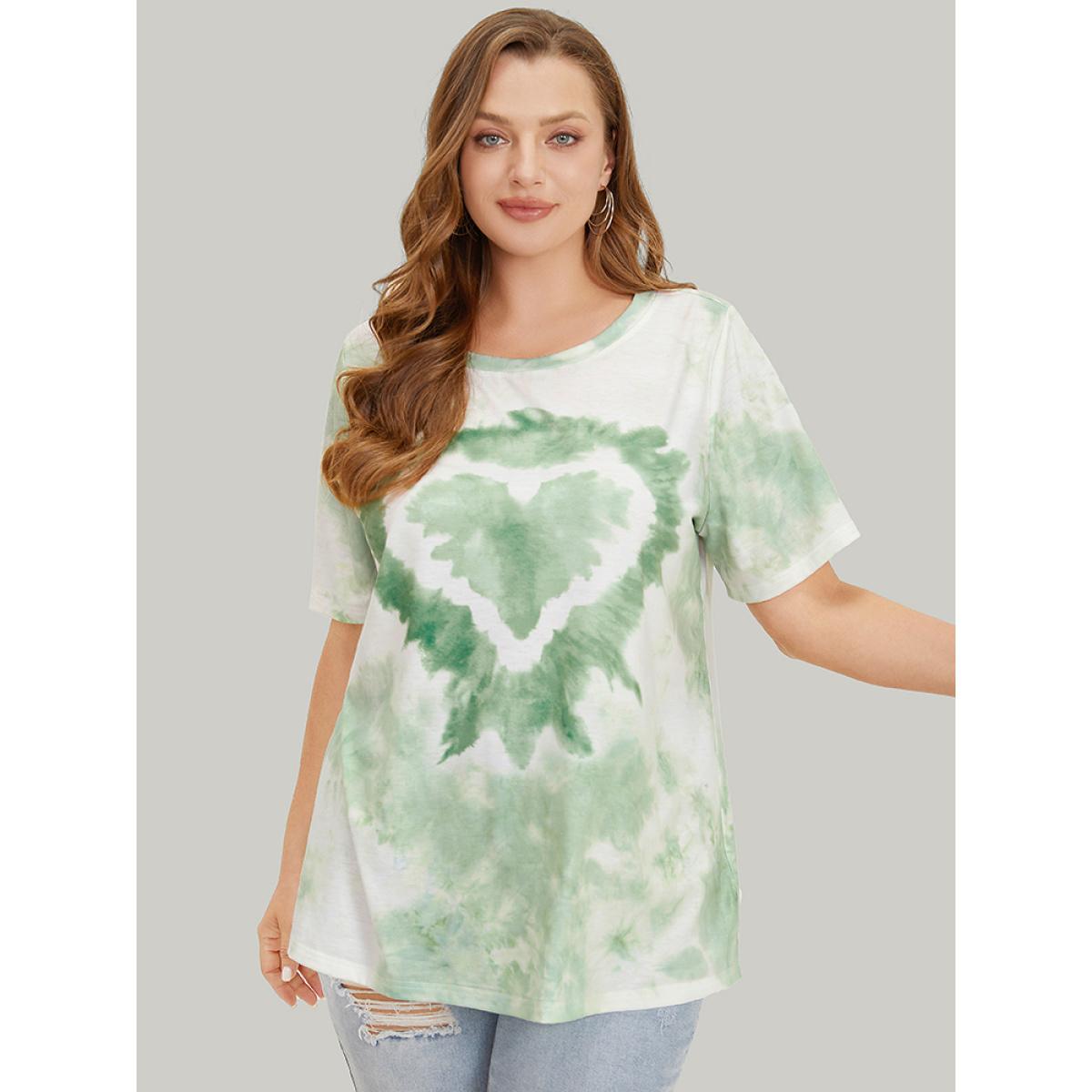 Plus Size Heart Print Crew Neck Tie Dye T-shirt Green Women Casual Heart Print Round Neck Dailywear T-shirts BloomChic 30/6X Product Image