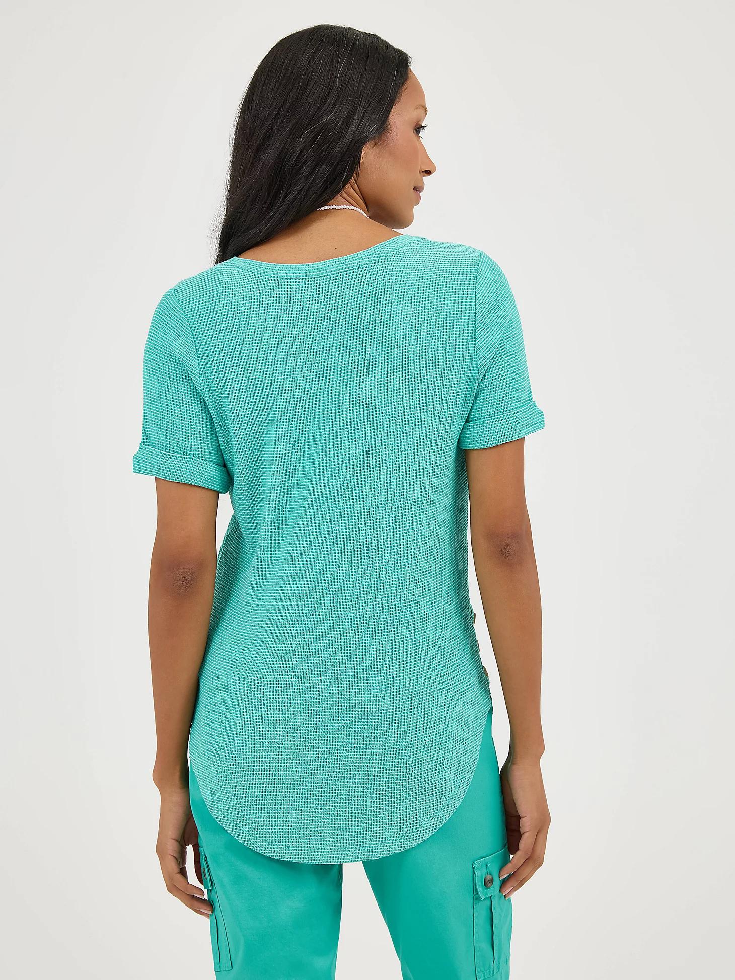 Women's Cuff Sleeve Stripe V-Neck Tee | Women's Tops & Tees | Lee® Product Image