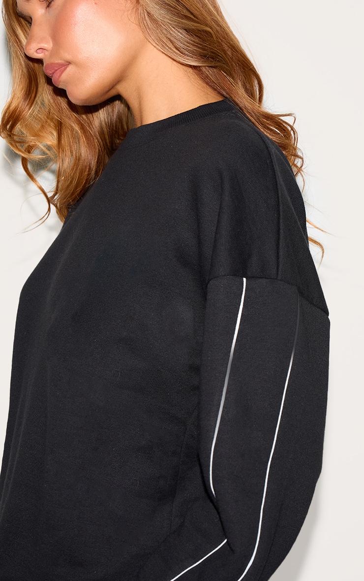 Black Contrast Piping Detail Sweatshirt Product Image