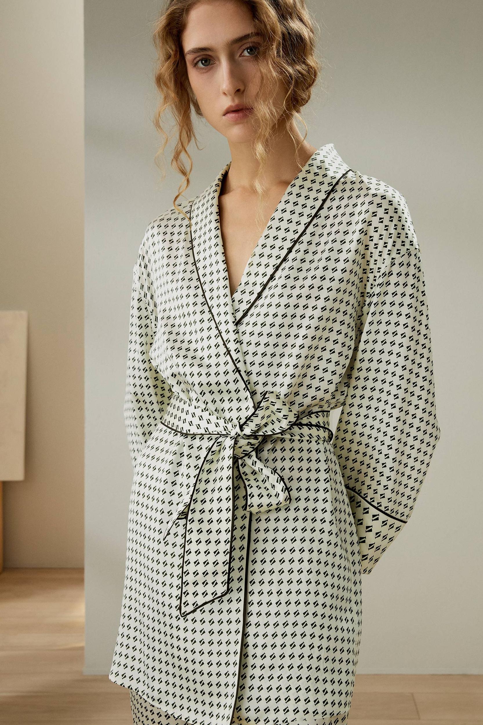 Pena Robe With Pants Product Image