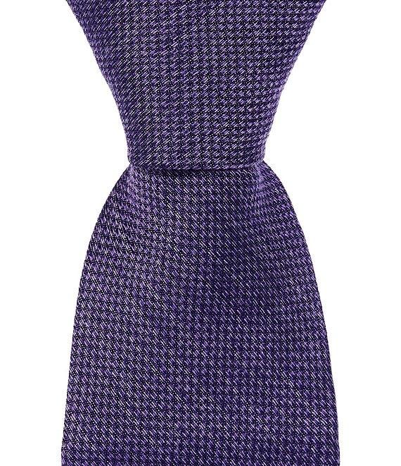 Roundtree & Yorke Solid 2 3/4#double; Silk Tie Product Image