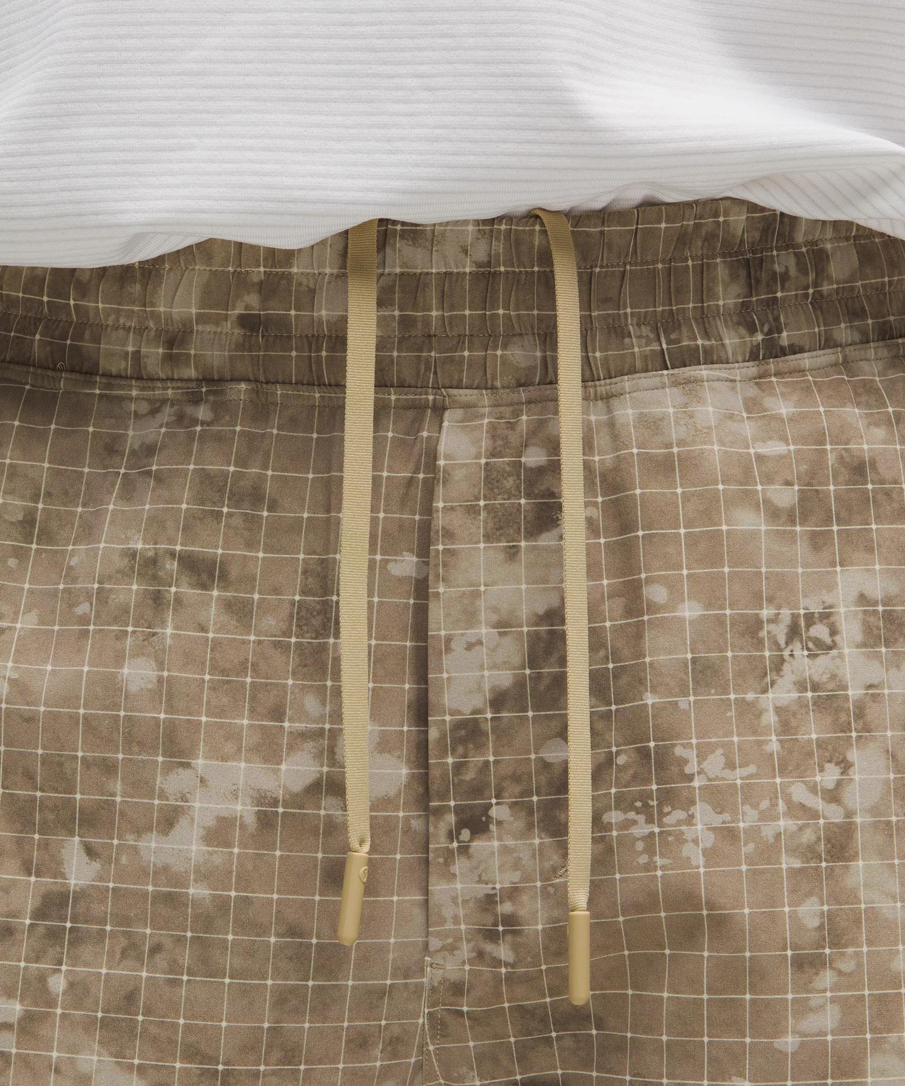 Pace Breaker Linerless Short 5" Product Image