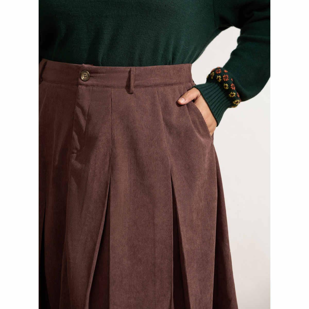Plus Size Pleated Waist-Defining Midi Skirt Women DarkBrown Retro Bodycon Low stretch Slanted pocket Elegant Skirts BloomChic 14-16/1X Product Image