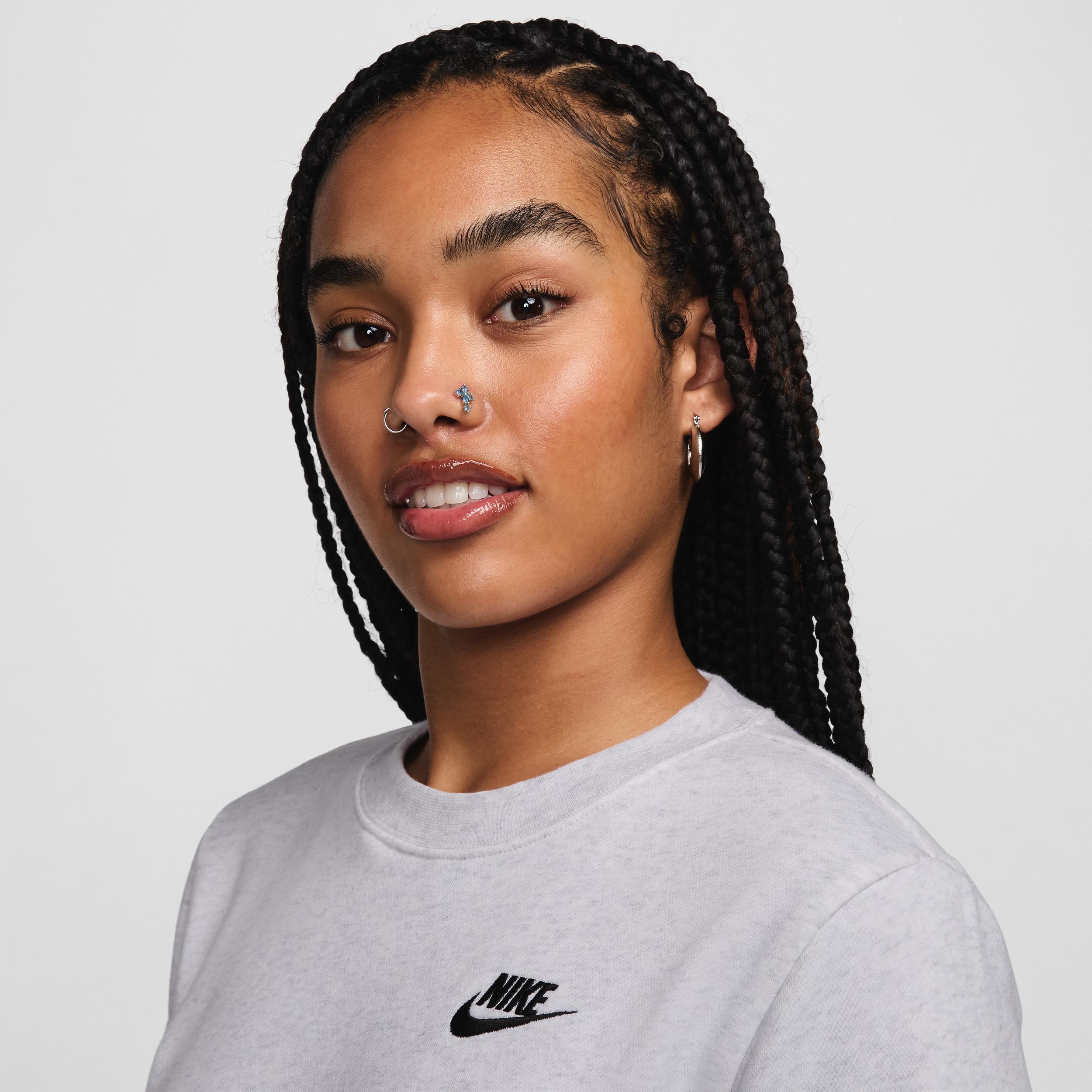 Women's Nike Sportswear Club Embroidered Logo Fleece Crewneck Sweatshirt,  Product Image