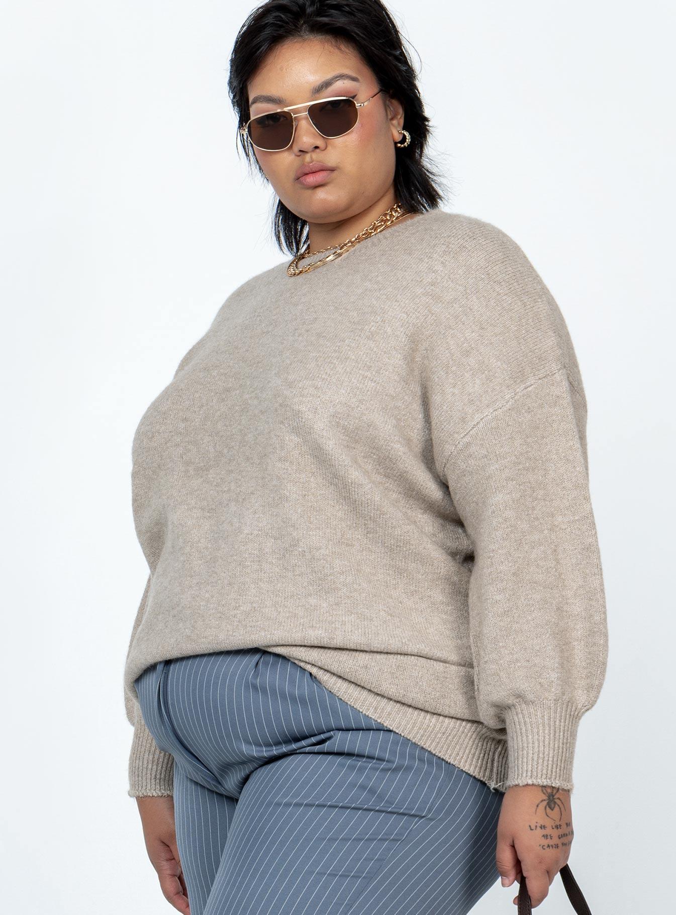 Ryanna Sweater Beige Curve Product Image