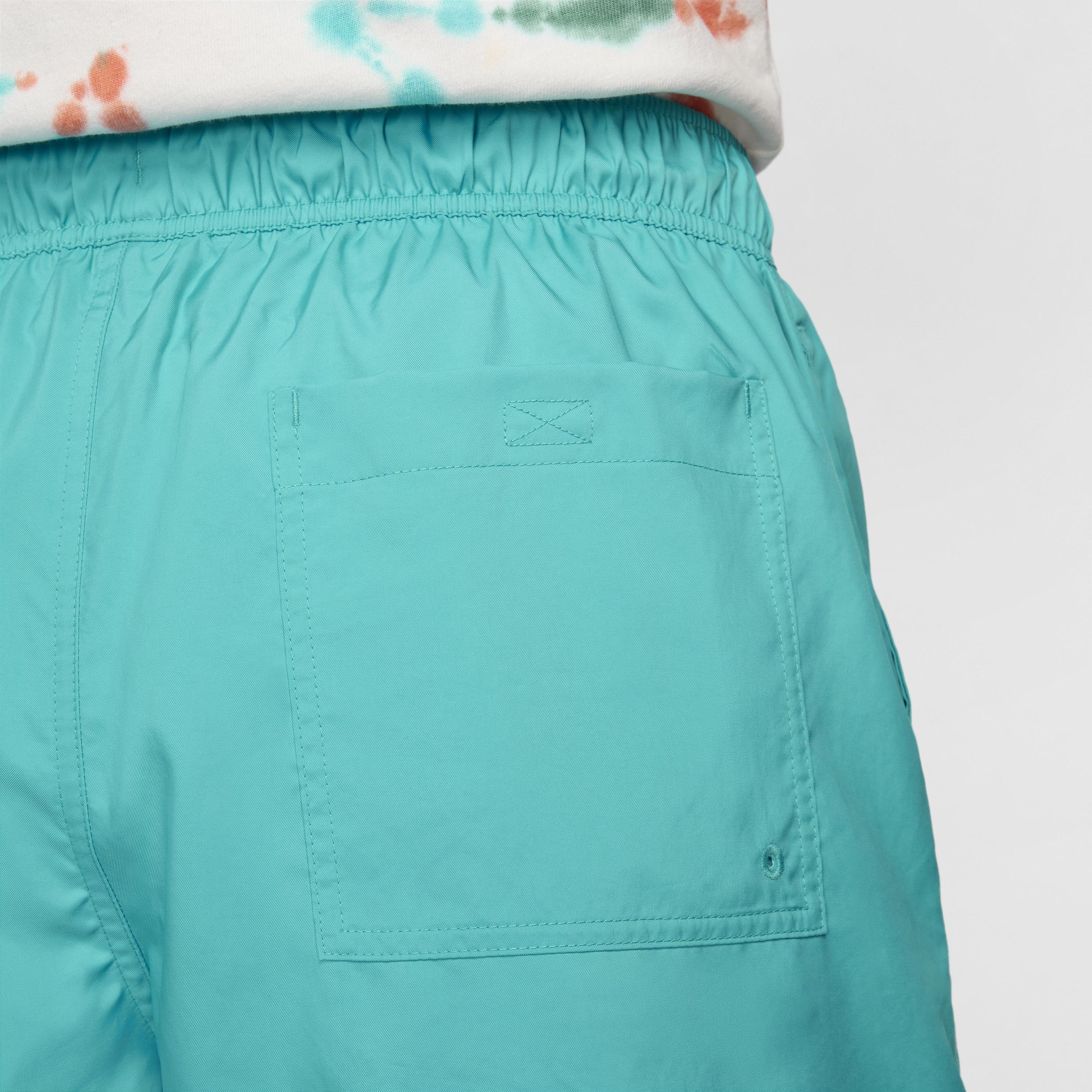 Nike Men's Club Woven Flow Shorts Product Image
