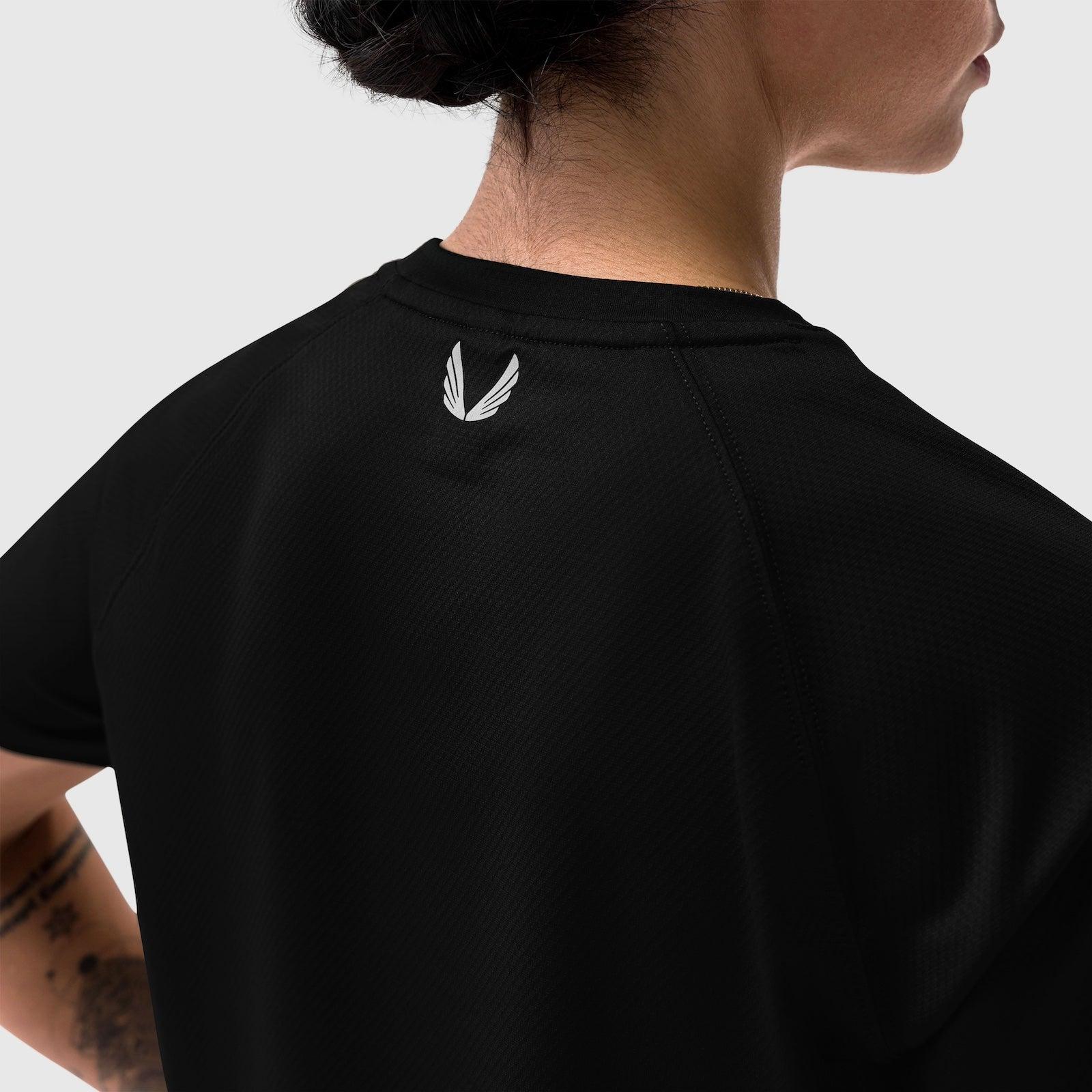 W018. AeroSilver® Cropped Tee - Black Product Image