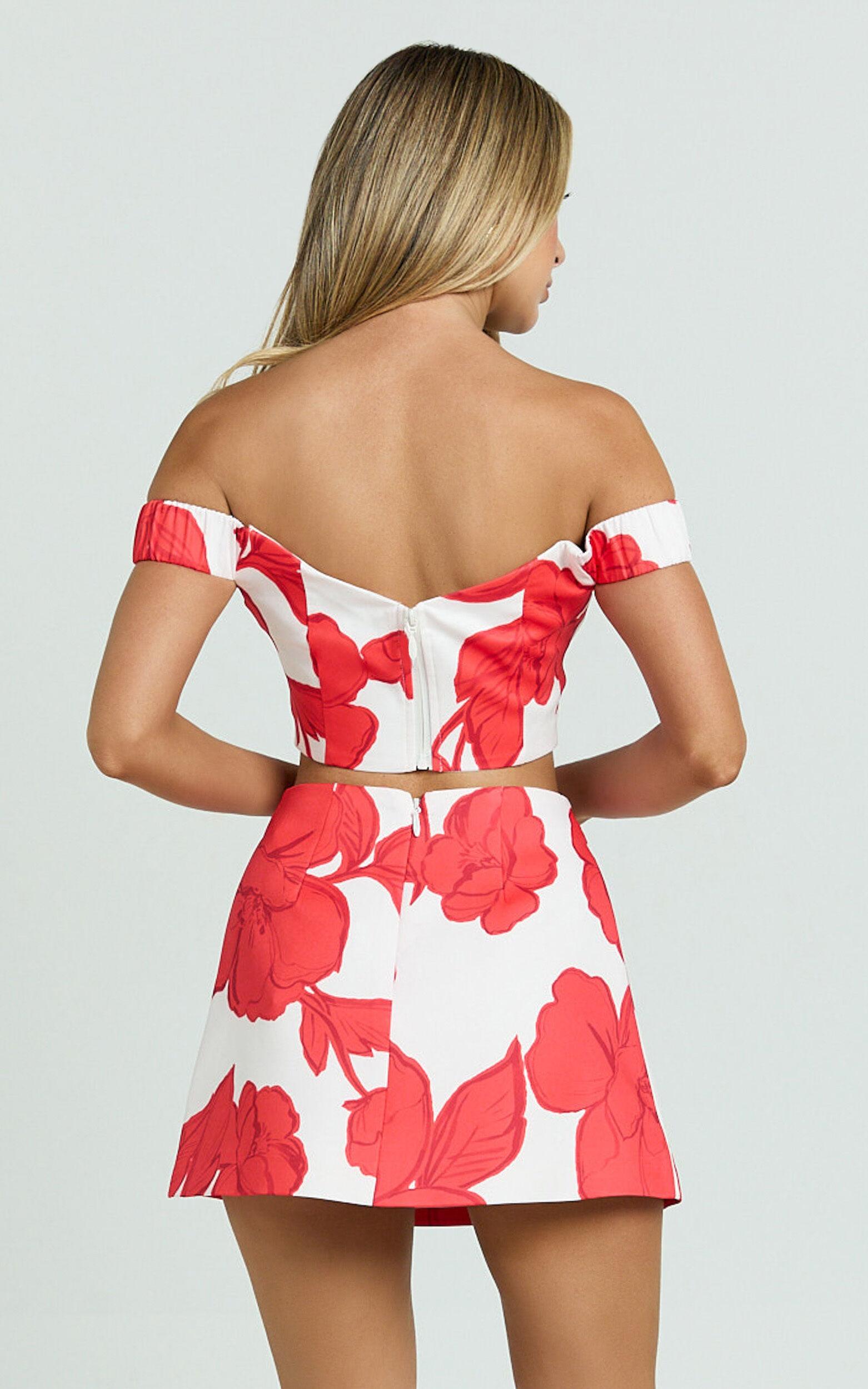 Darcy Mini Skirt - Structured Printed Tulip Skirt in Bouquet Di Fiori Product Image