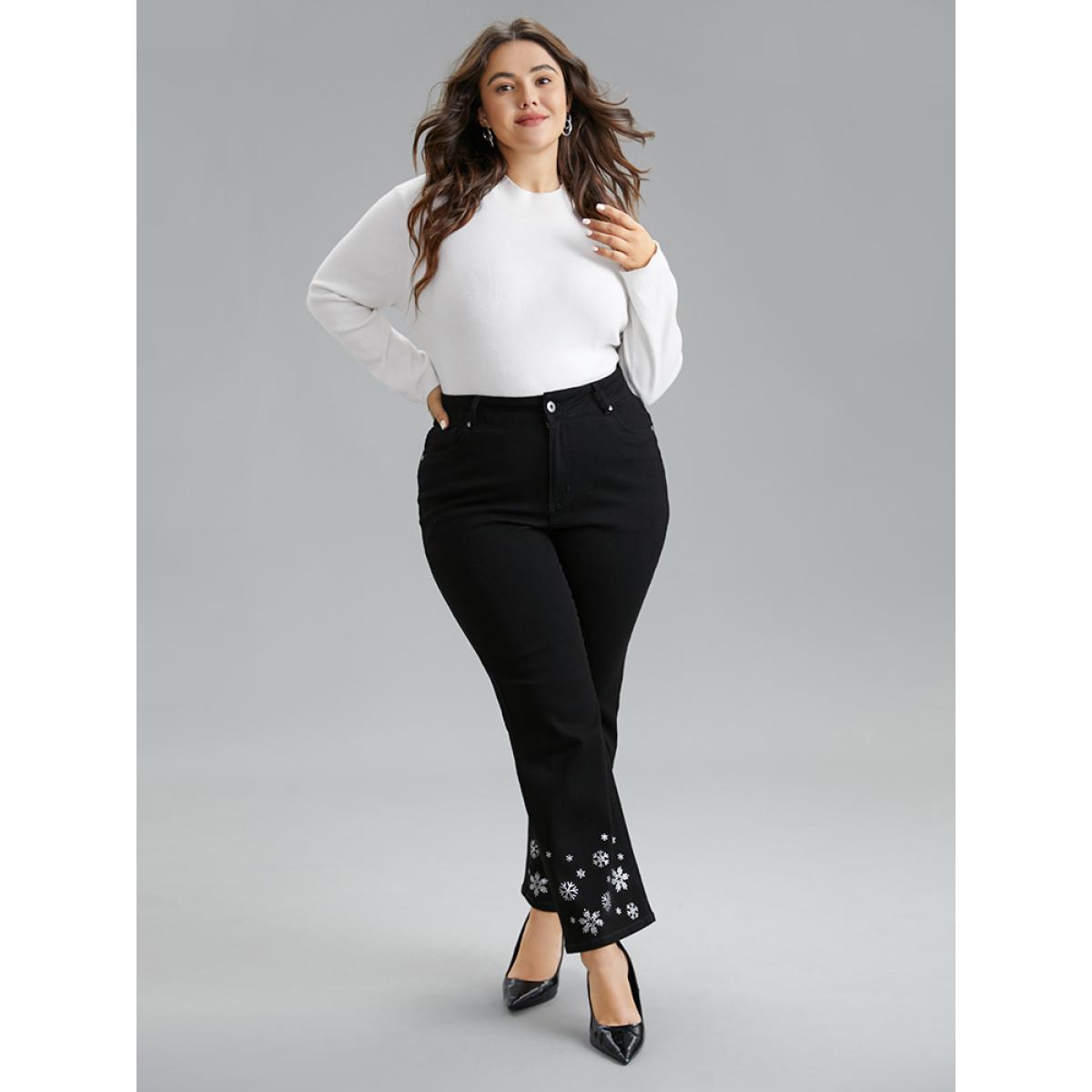 Plus Size Snowflake Rhinestone Very Stretchy Jeans Women Black Casual Graphic-Christmas Rhinestone detailing High stretch Pocket Jeans BloomChic 22/3X Product Image