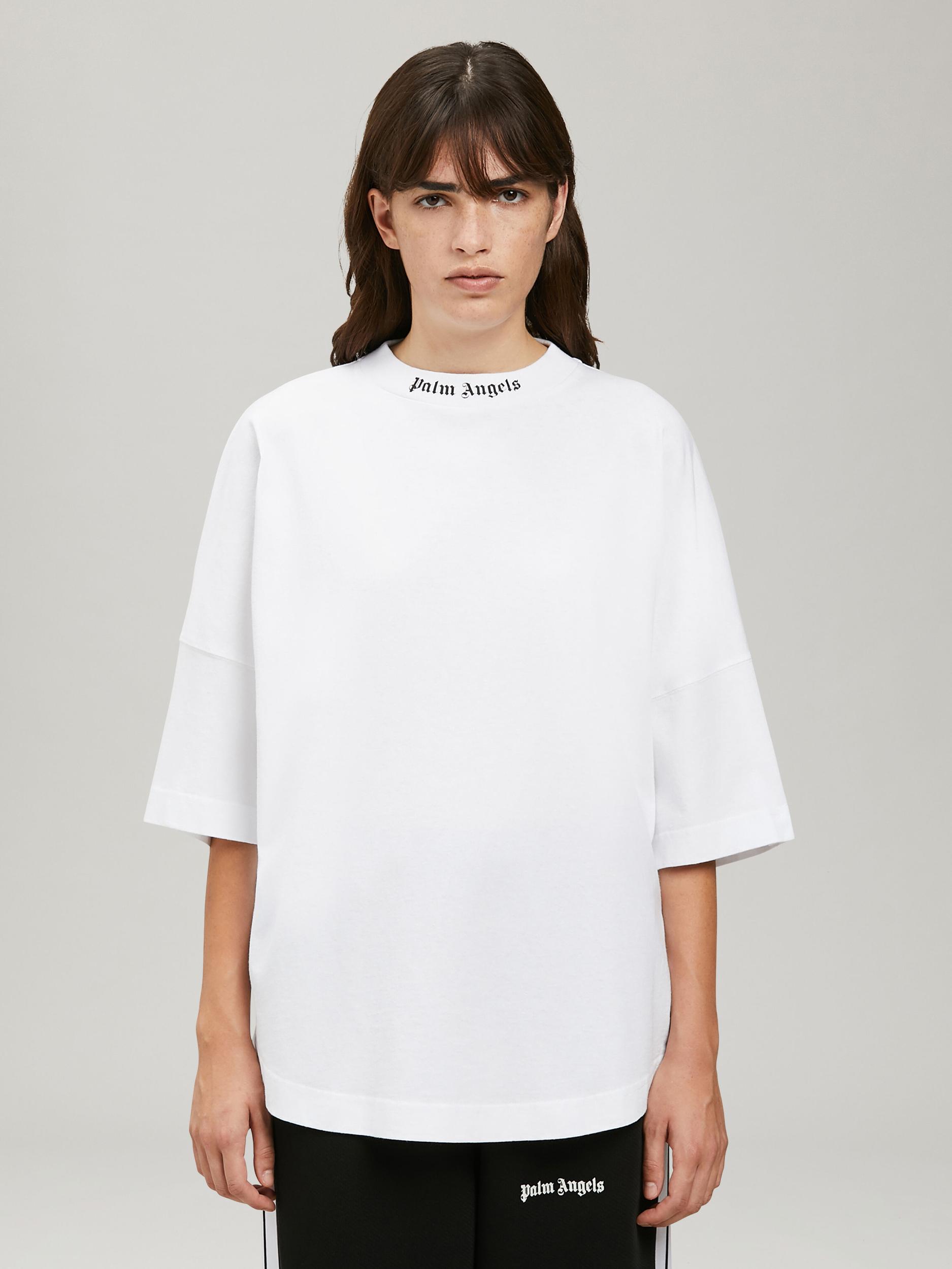 CLASSIC LOGO OVER TEE Product Image