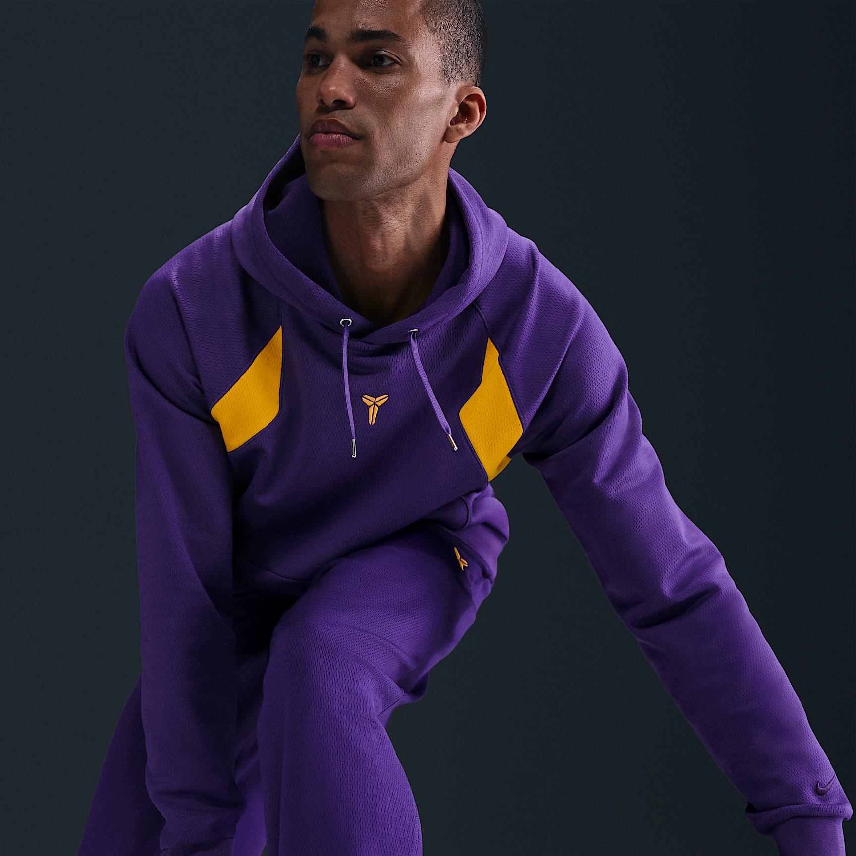 Nike Mens Kobe Therma-FIT Pullover Hoodie | HJ8109-547 Product Image