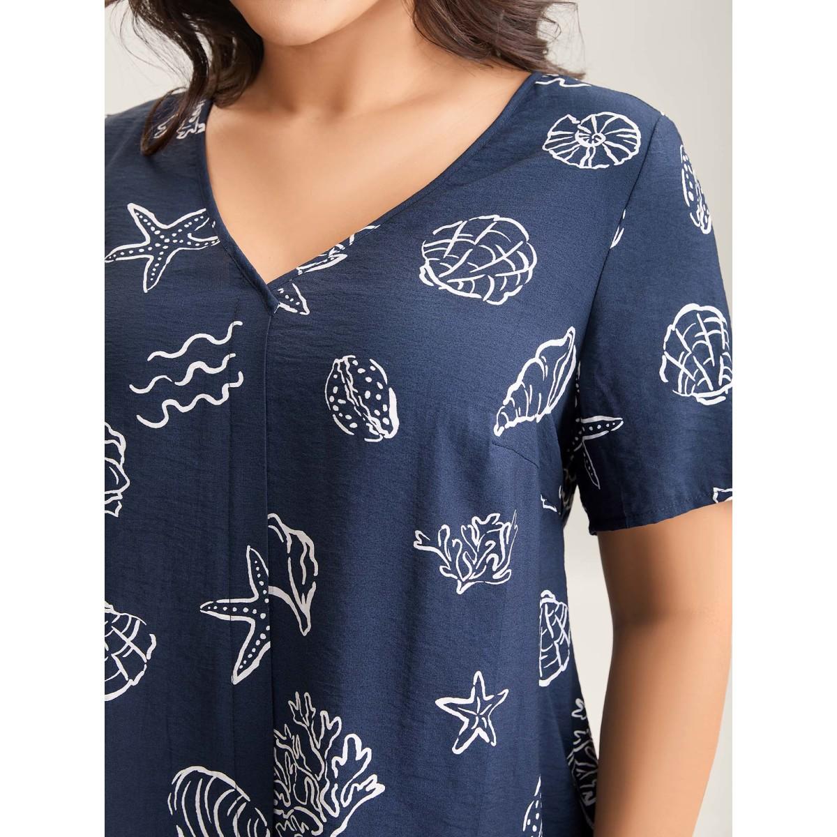 Plus Size Seashore Print Lounge Co-Ord Set Women Indigo Non Short sleeve V-neck Loungewear Sets BloomChic 10/M Product Image