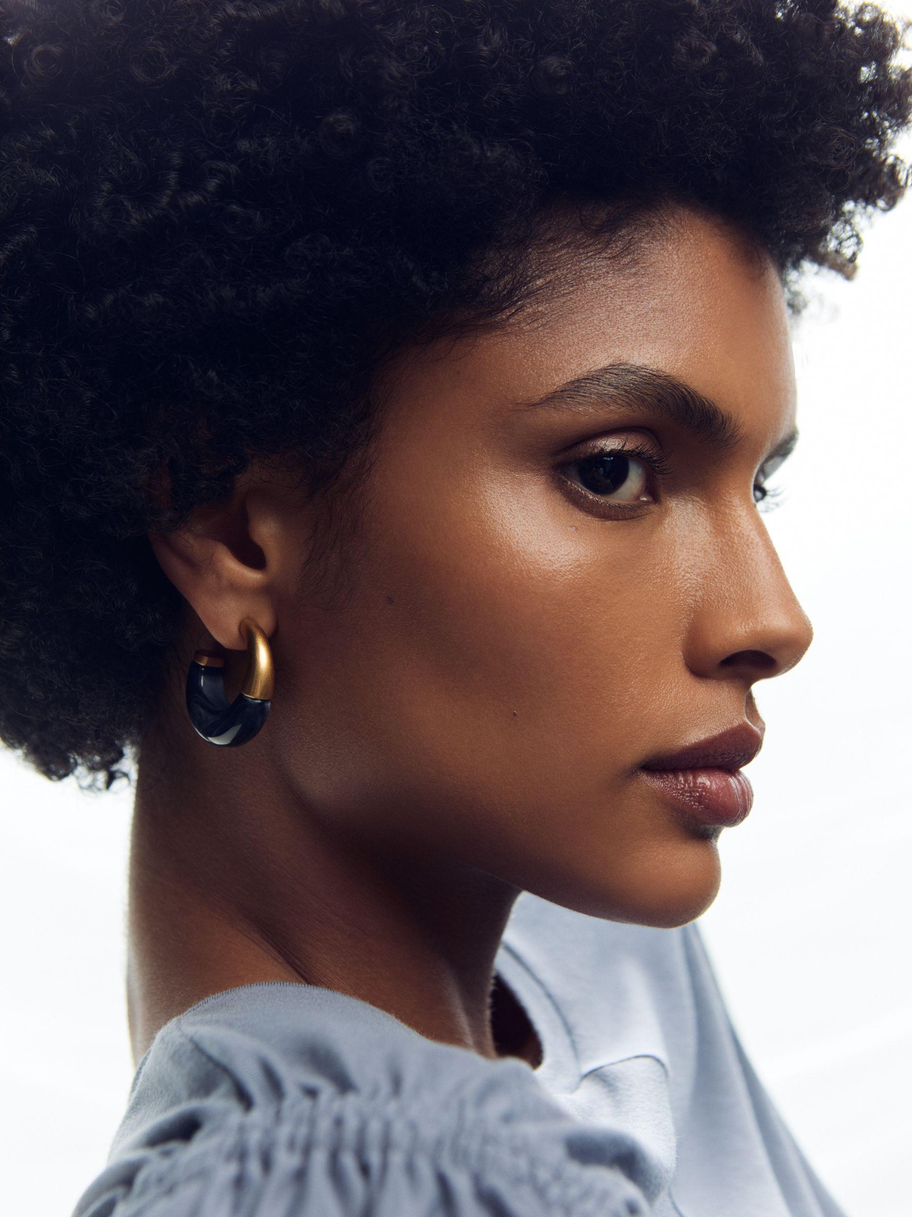 Tone Scoop Enamel Hoop Earrings in Gold Product Image
