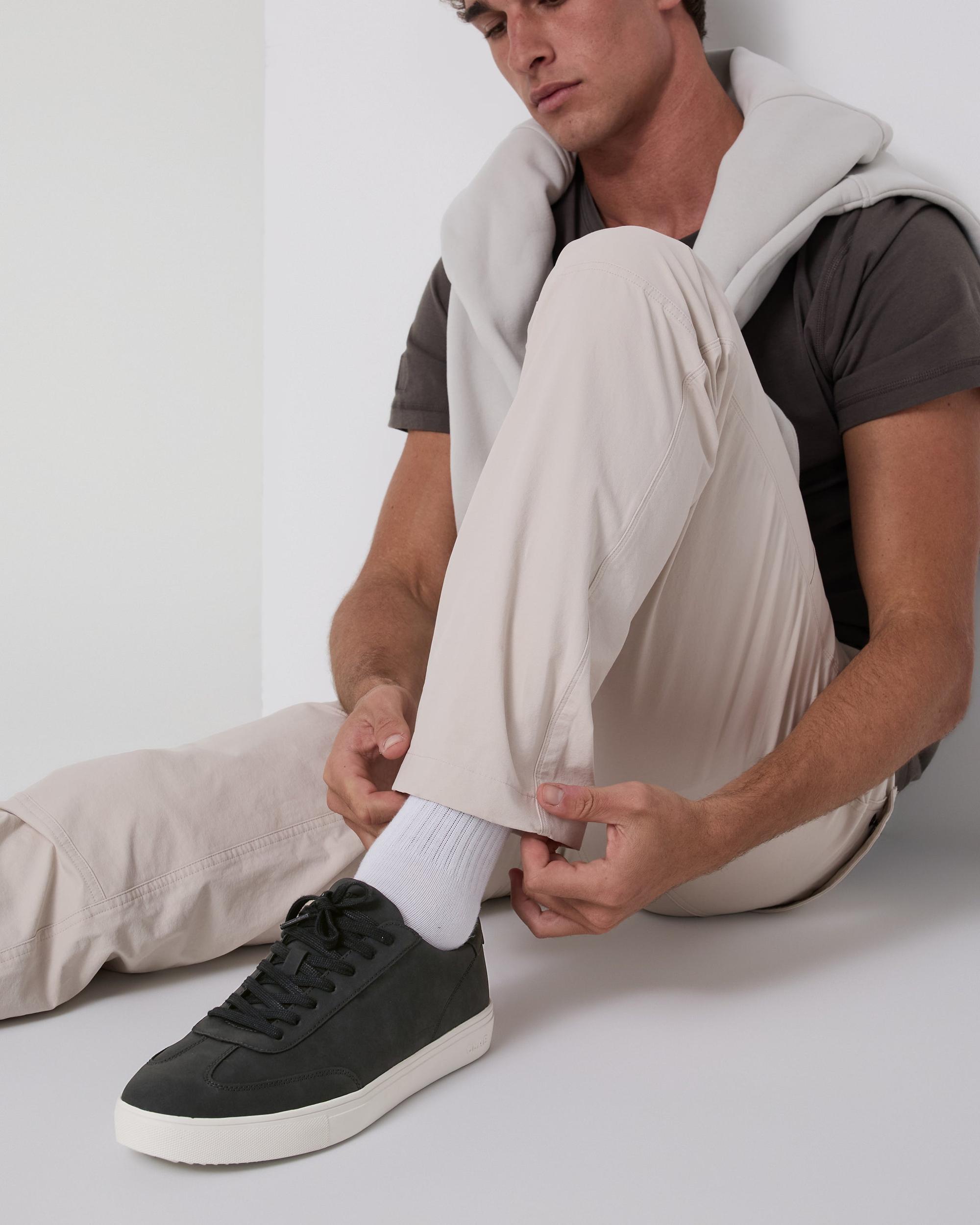 Vuori Deane Vegan Product Image