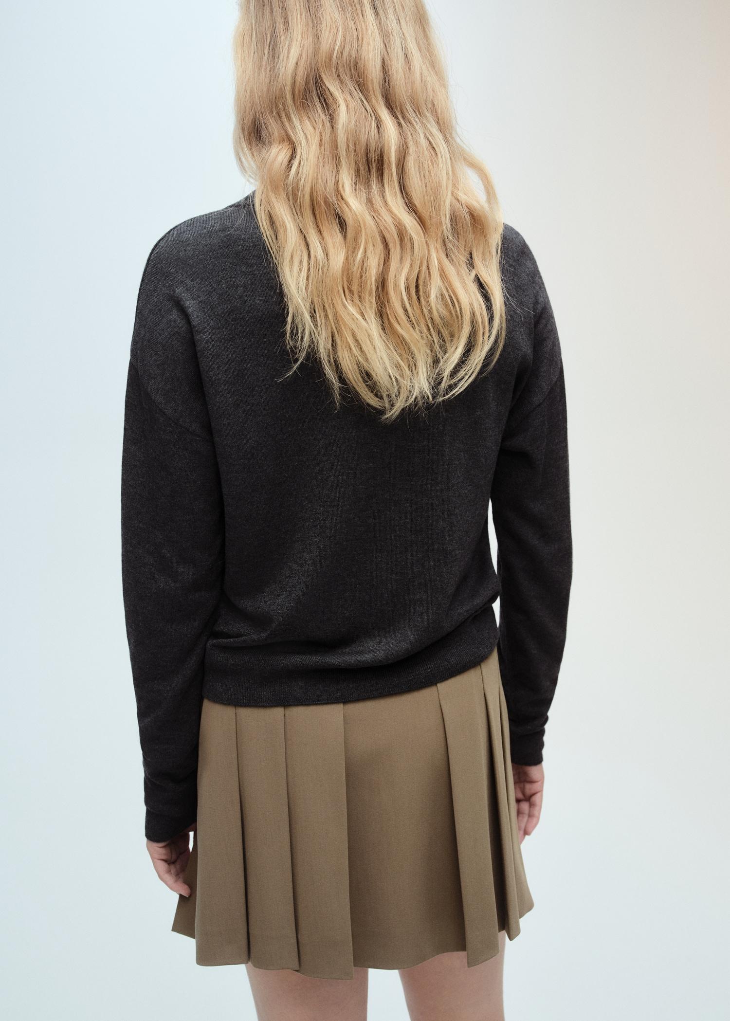 V-neck knitted cardigan - Women | MANGO USA Product Image