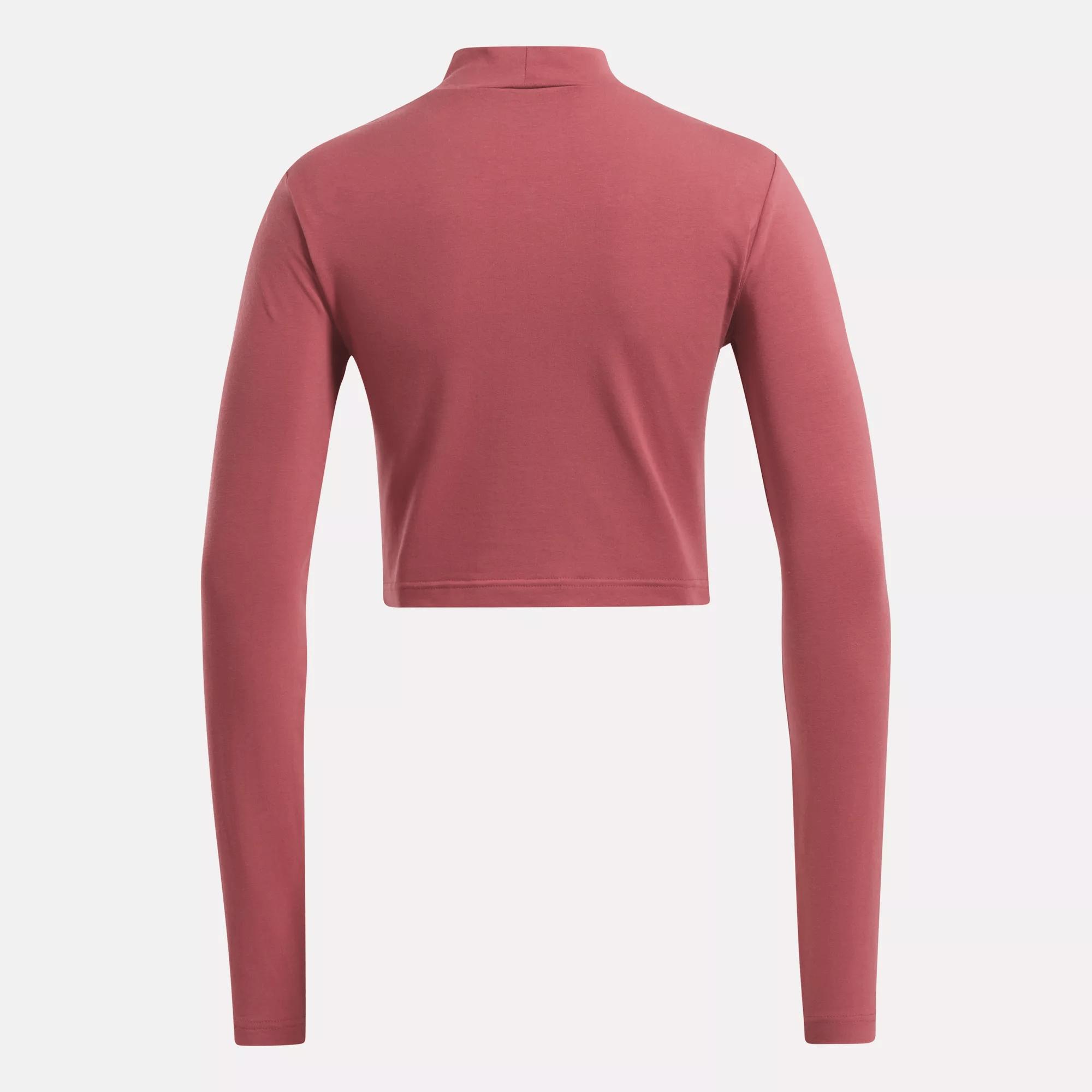 Women's Classics Long Sleeve Crop Top Female Product Image