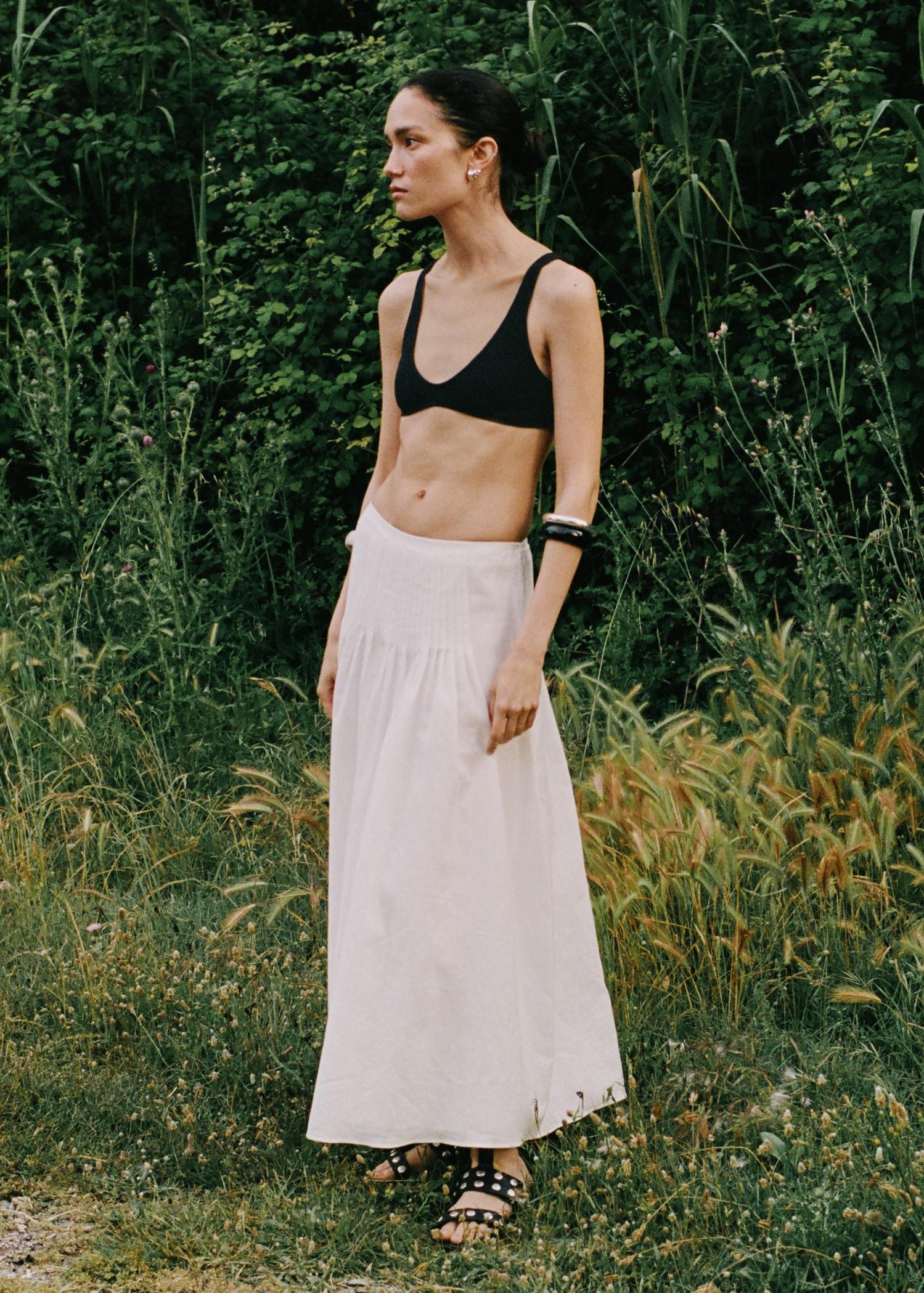 Ramie pleated skirt - Women | MANGO USA Product Image