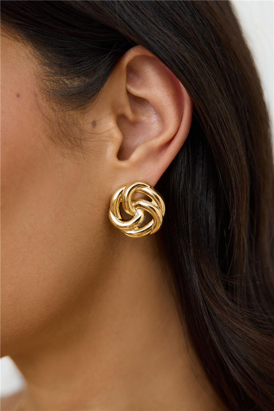 Exotic Touch Earrings Gold Product Image