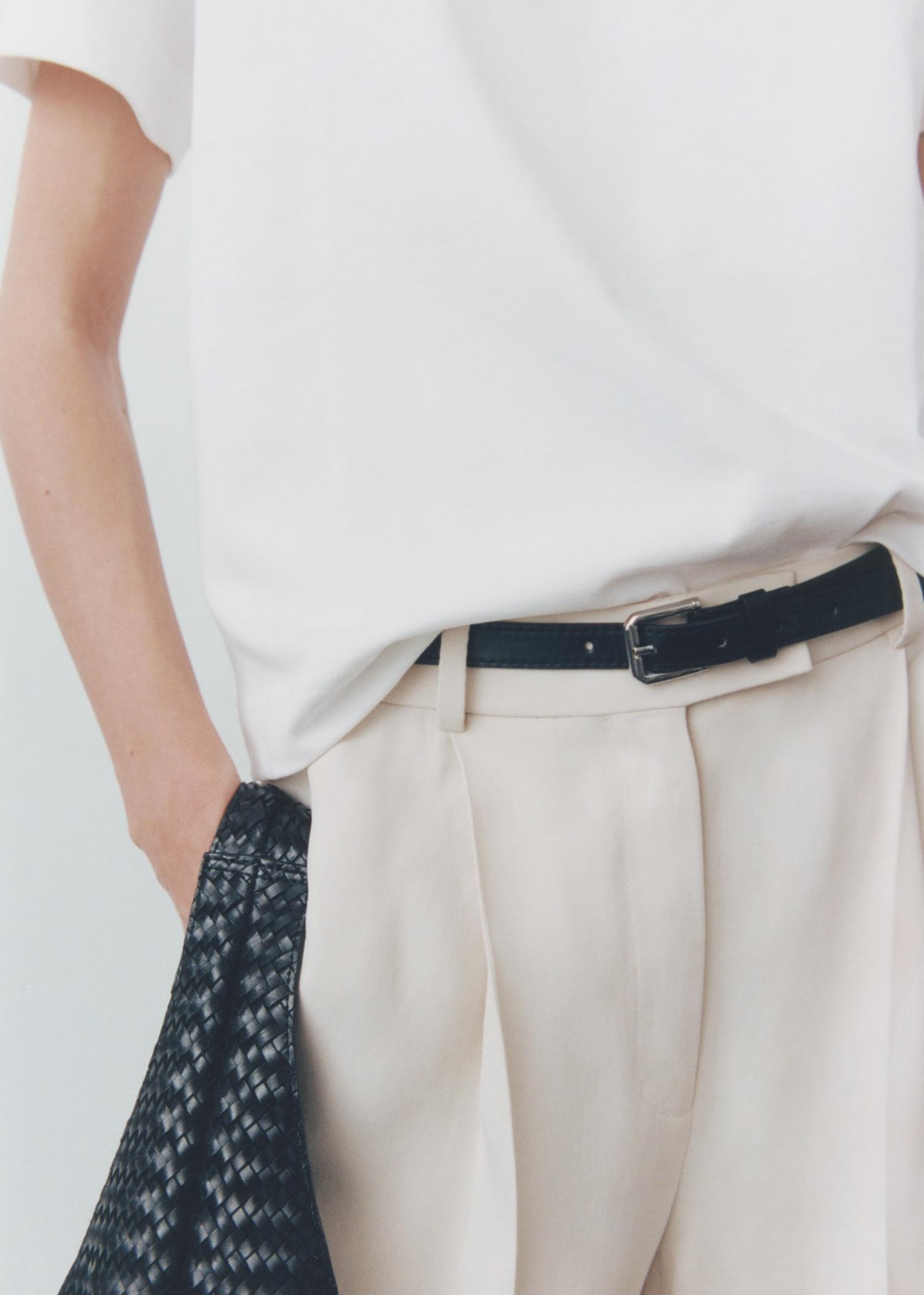 Short-sleeved cotton t-shirt - Women | MANGO USA Product Image