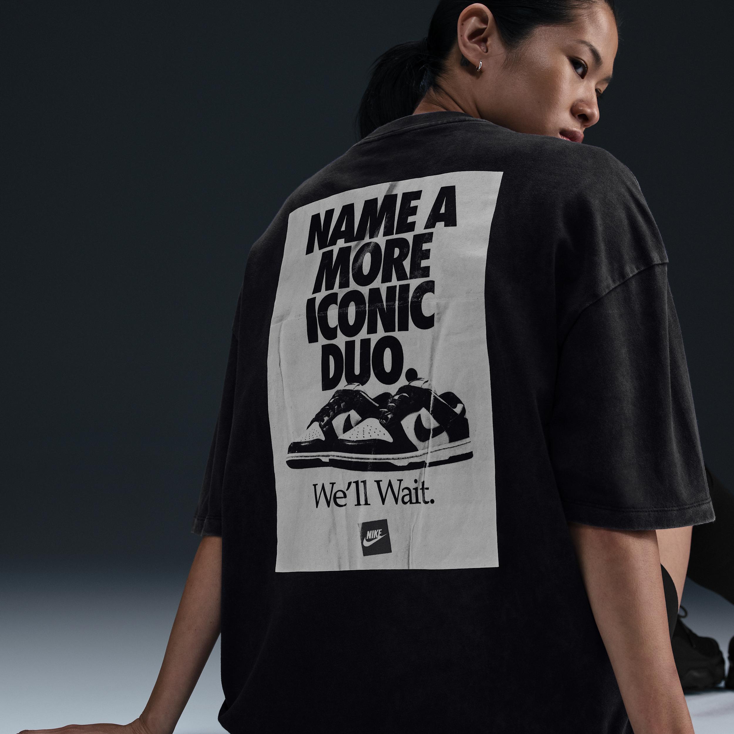 Nike Sportswear Essential Women's Oversized T-Shirt Product Image