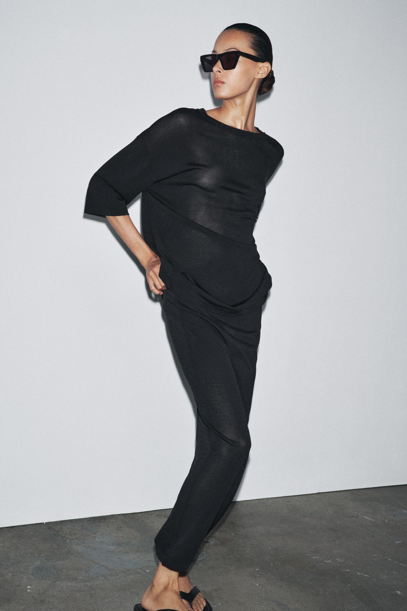 STRAIGHT SMOOTH KNIT SKIRT Product Image