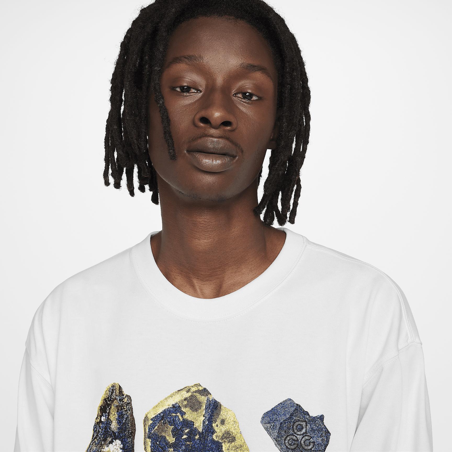 Mens Nike ACG Long-Sleeved T-Shirt | FZ6700-121 Product Image