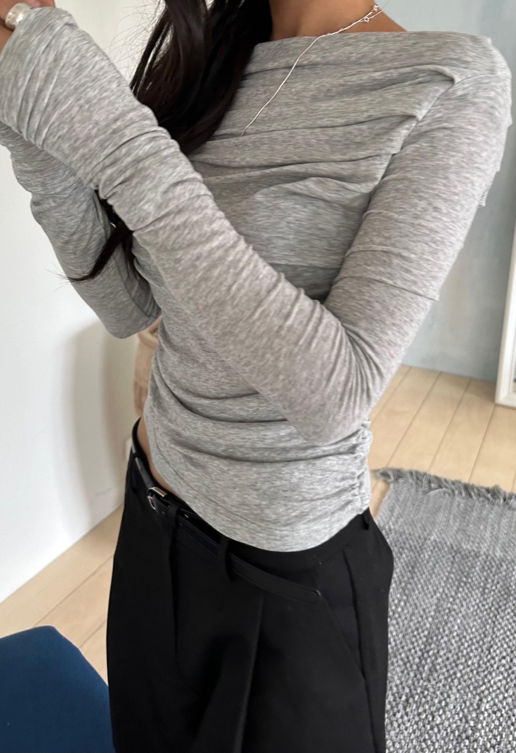 Corina Top in Grey Product Image