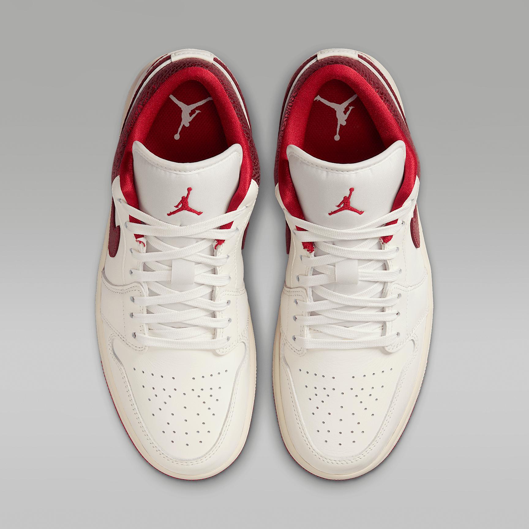 Women's Air Jordan 1 Low SE Shoes Product Image