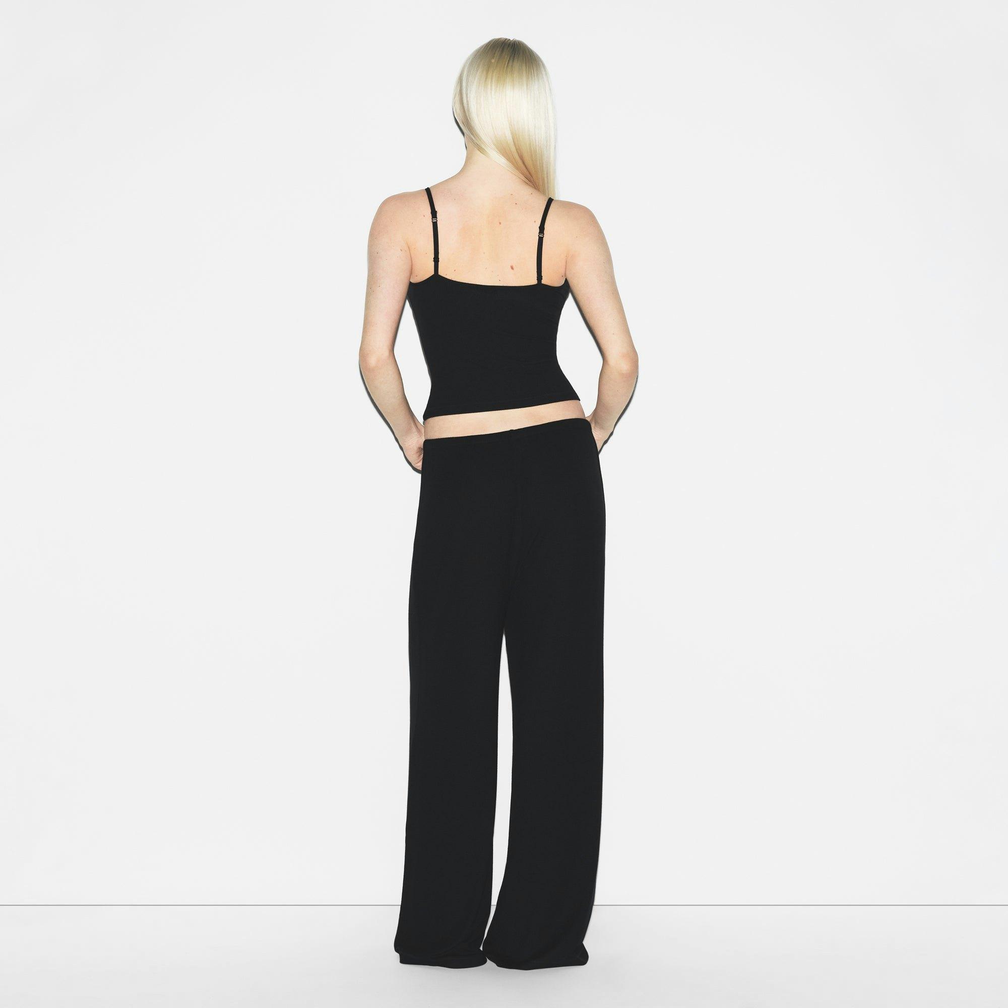 SOFT LOUNGE TANK SLEEP SET | ONYX Product Image