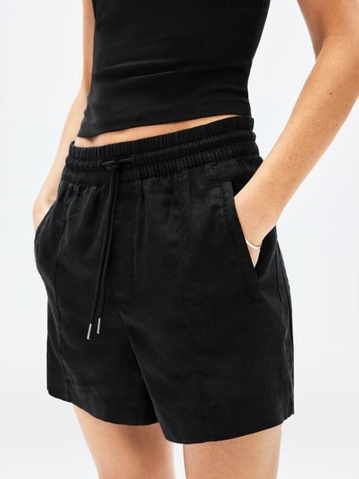 Retreat Linen Mid Rise 4" Short Product Image