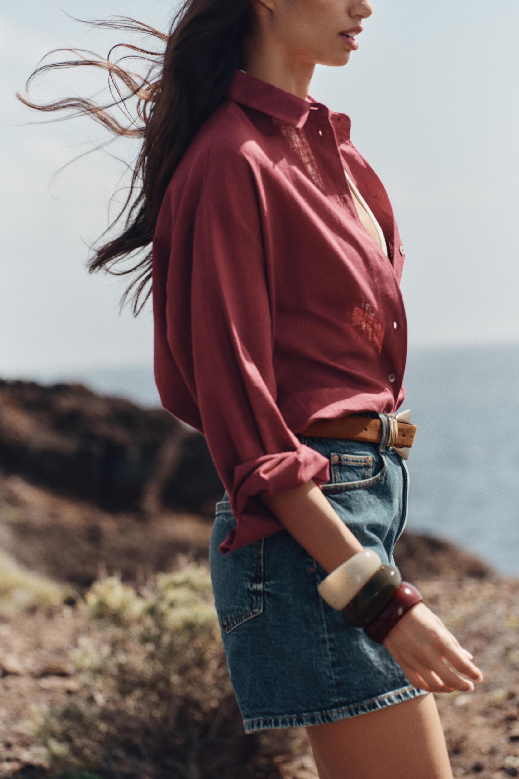 Z1975 HIGH-WAISTED MOM FIT SHORTS Product Image