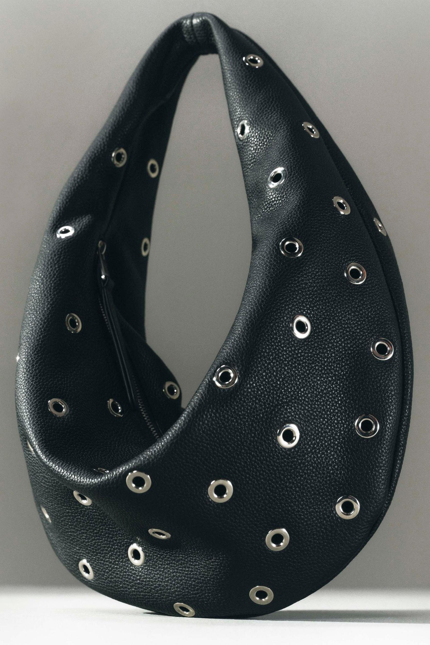 Medium Olivia Hobo in Black Pebbled Leather with Grommets Product Image