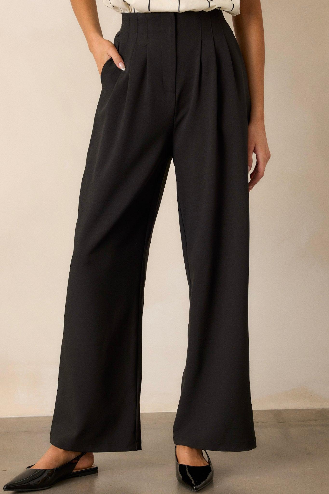 Urban Uproar Black Straight Leg Pants Product Image