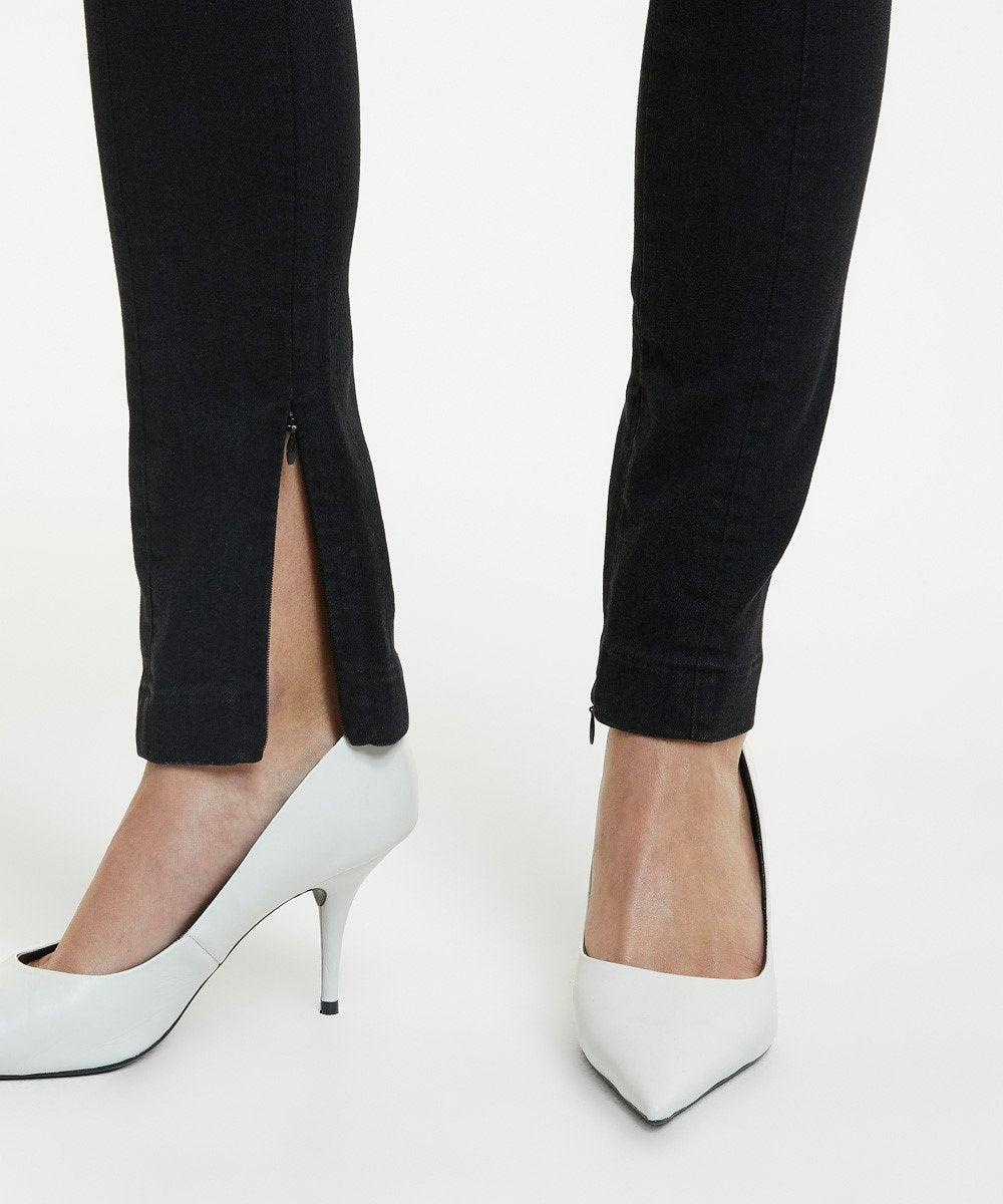 LUNA LEGGING BLACK CHERRY Female Product Image