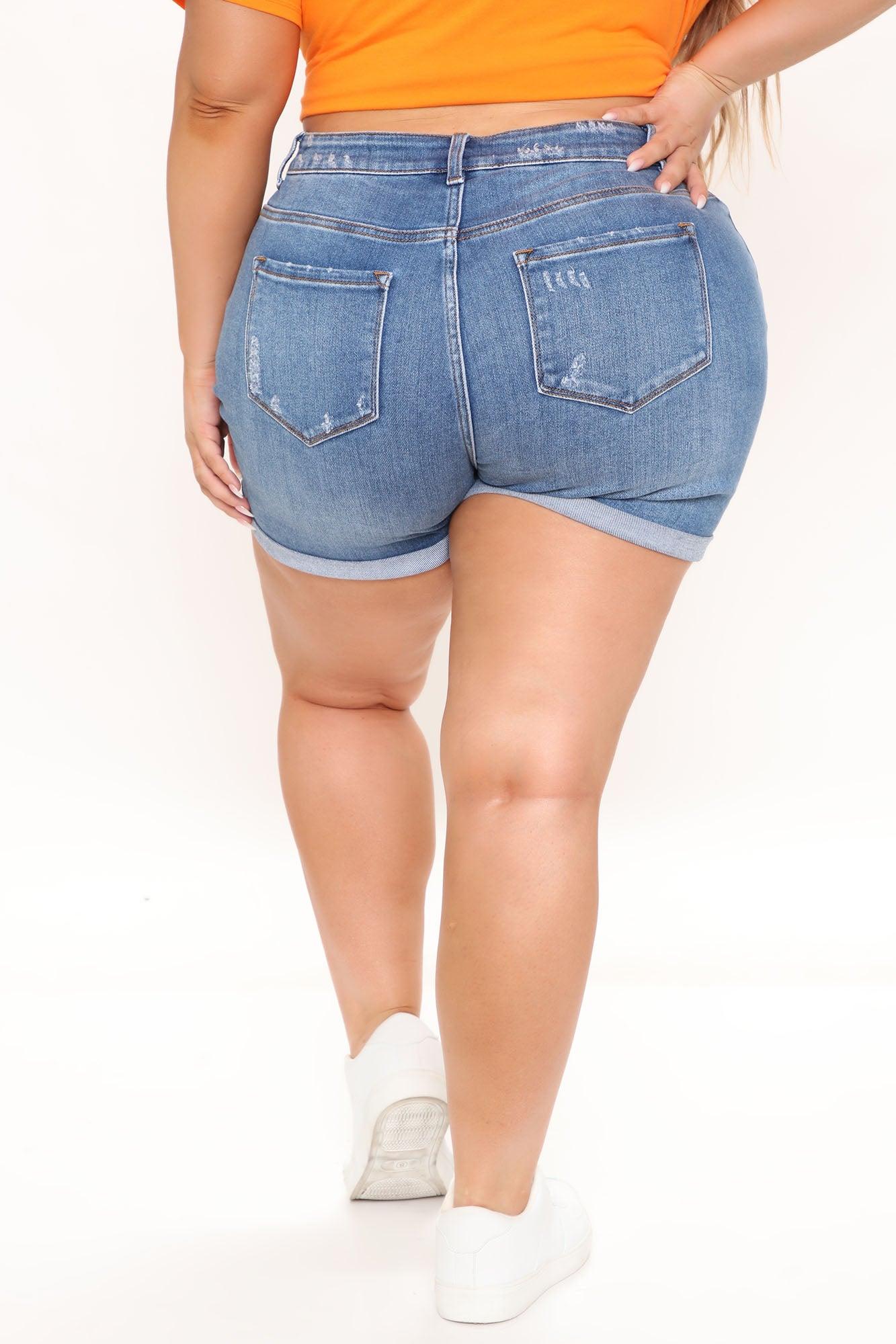 Rollin' Up Stretch Ripped Denim Shorts - Medium Blue Wash Product Image