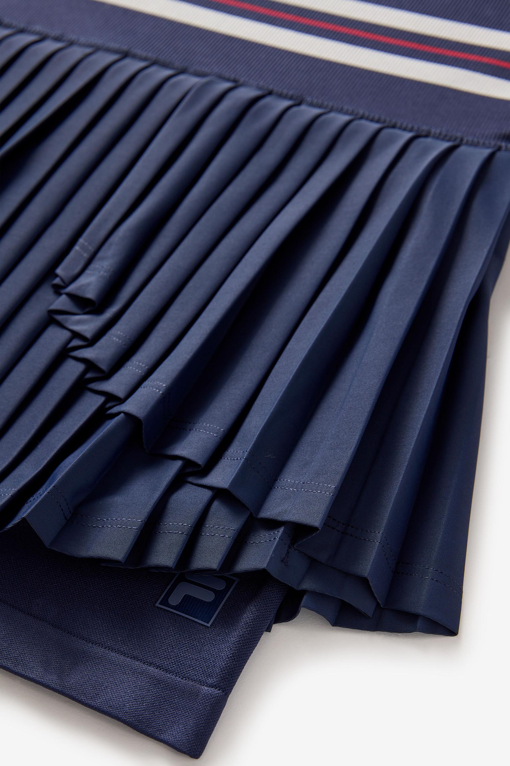 Challenger Pleated Seamless Skort Product Image