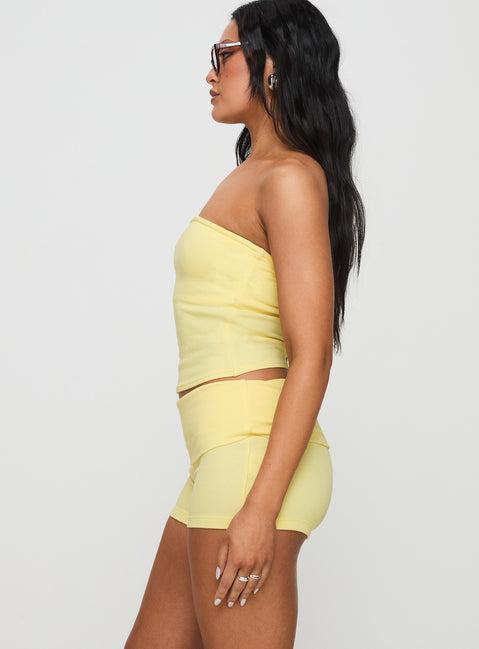 Baseline Low Rise Rib Shorts Yellow Product Image