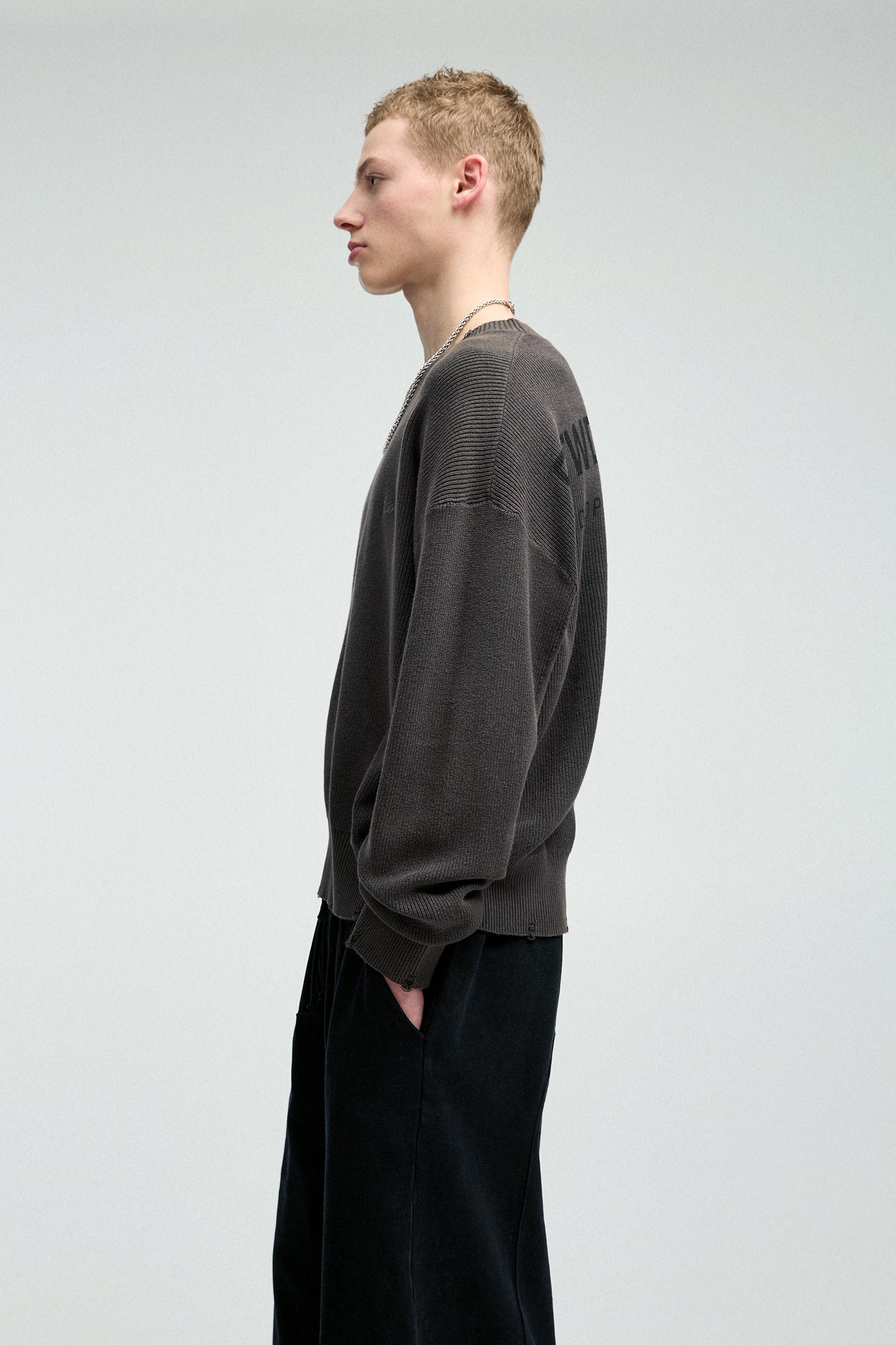Ripped STWD sweater Product Image