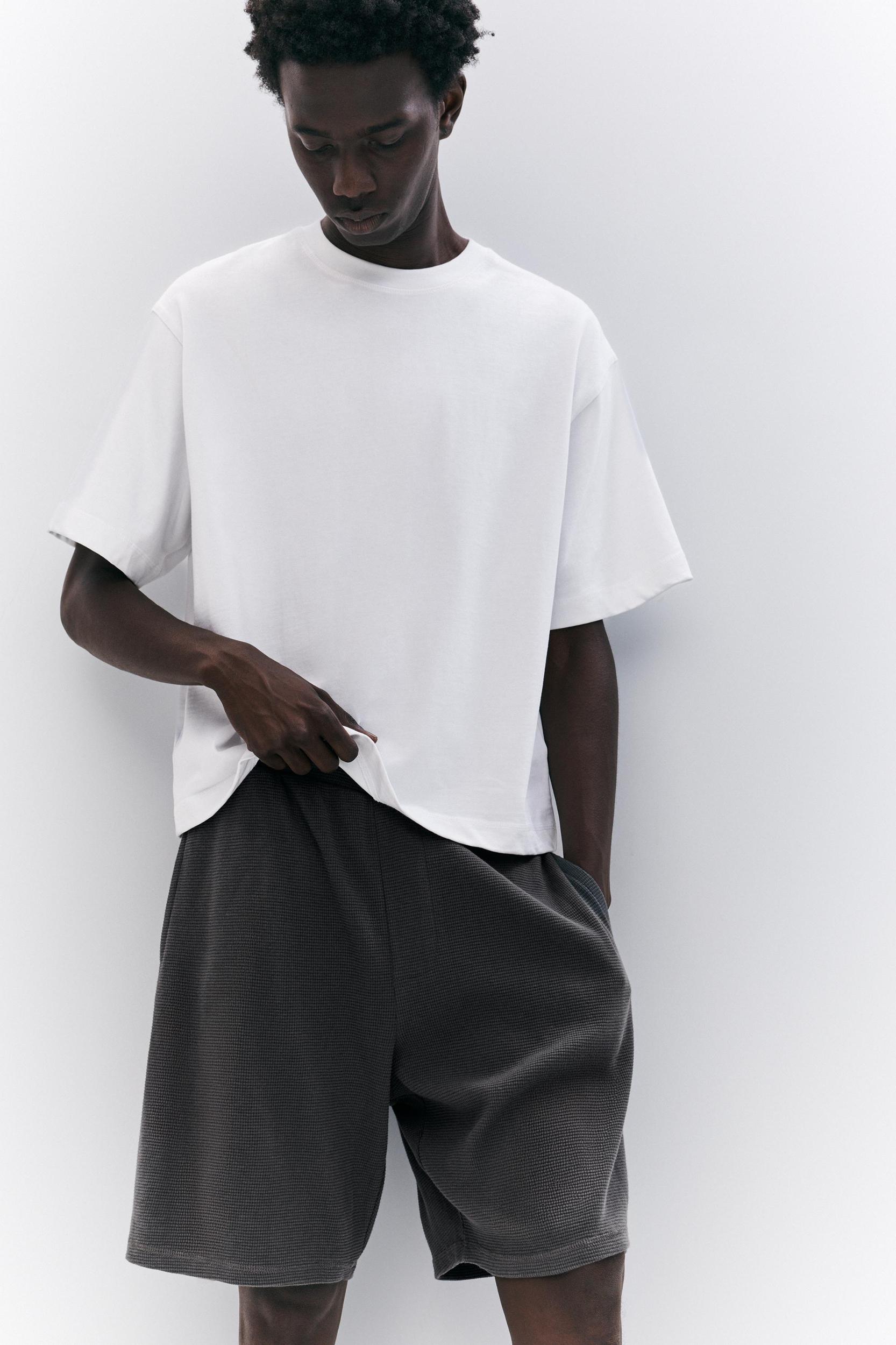 Jogger Bermuda shorts in waffle-knit fabric Product Image