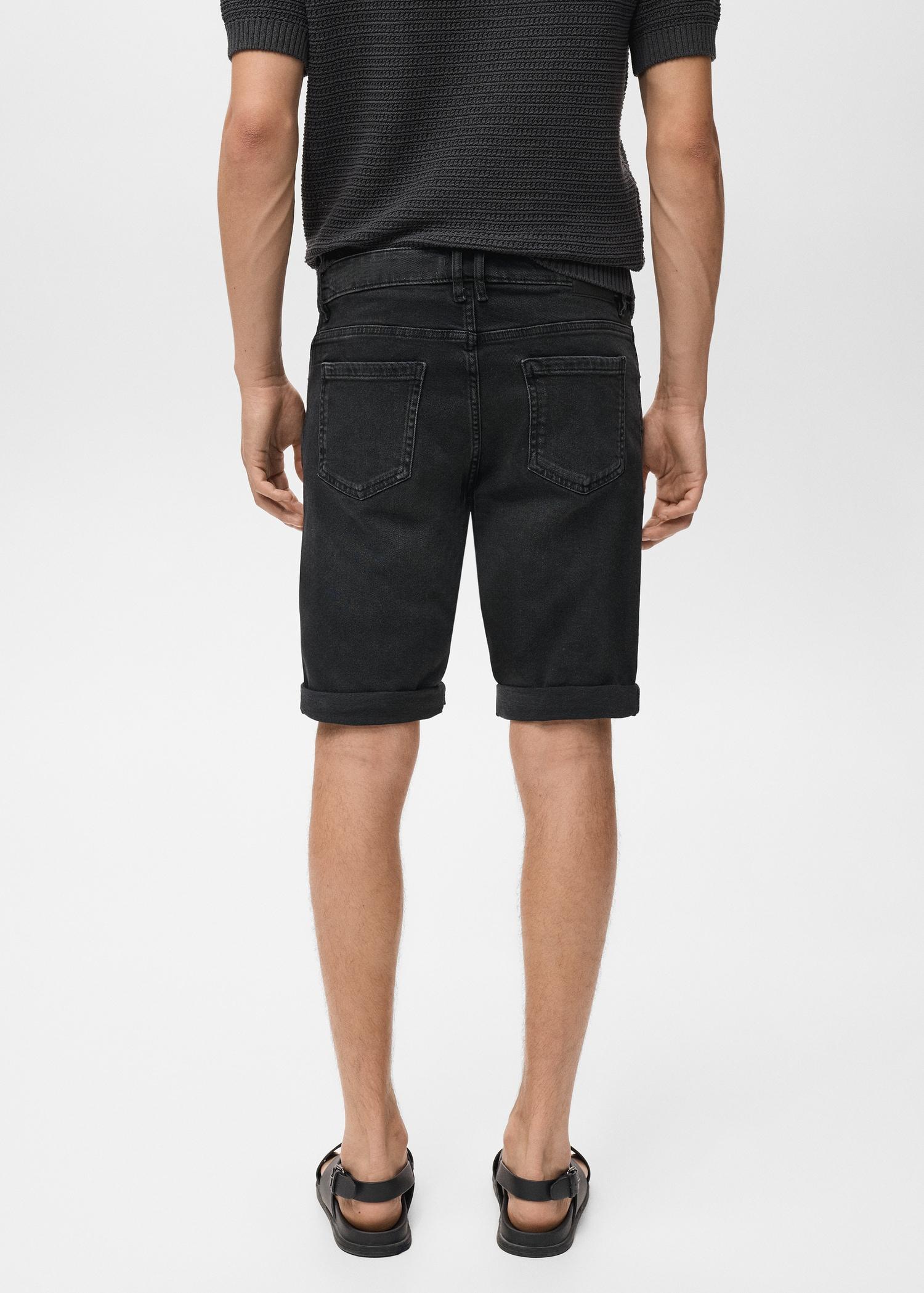 Slim-fit denim bermuda shorts - Men | MANGO USA Product Image