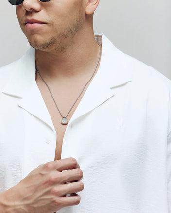 MENS BIG AND TALL JAYME KNIT SEERSUCKER CABANA COLLAR SHIRT - BT0300001 Product Image