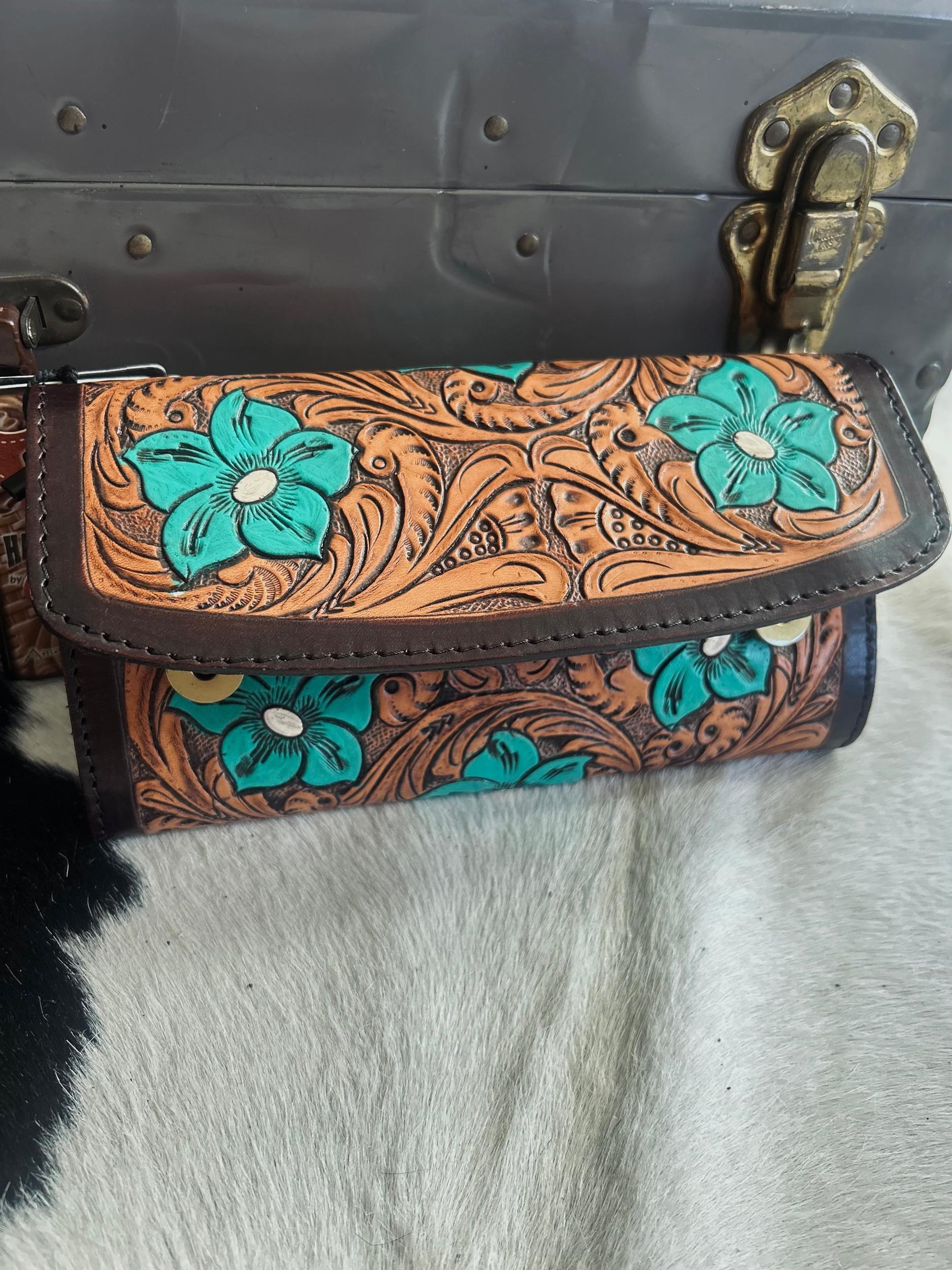 American Darling Gabi Desert Wallet Crossbody Product Image