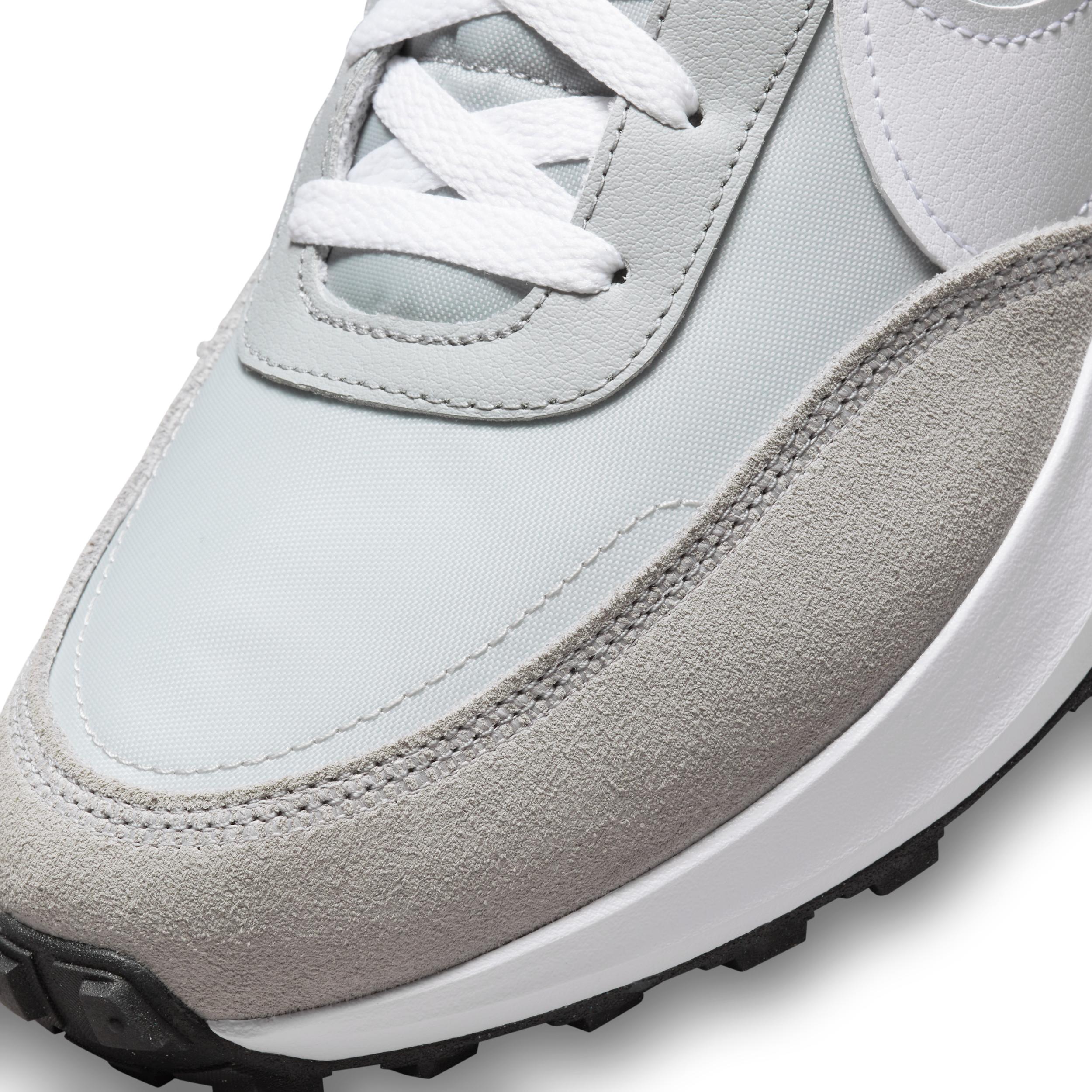 Nike Men's Waffle Debut Shoes Product Image