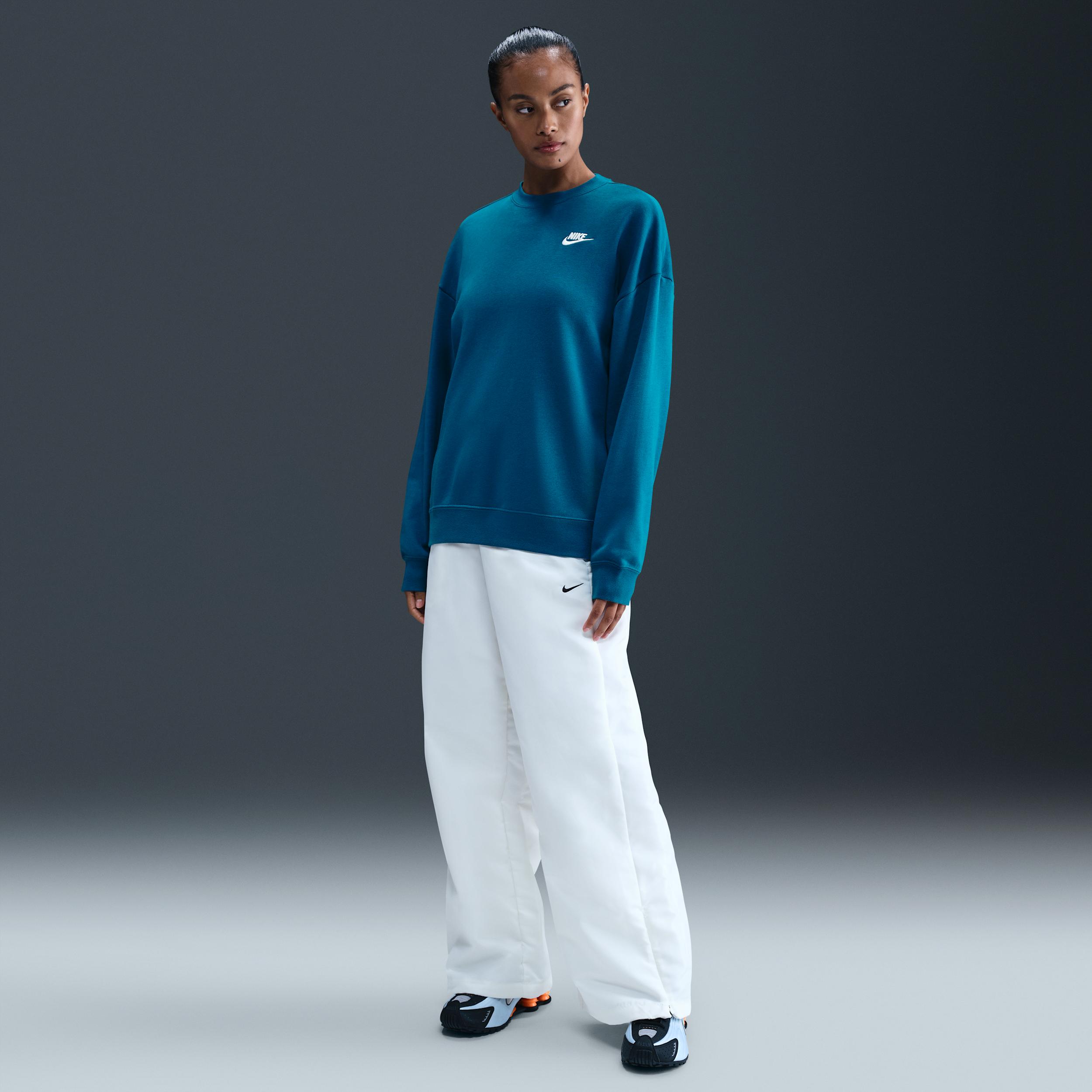 Women's Nike Sportswear Club Fleece Loose Crew-Neck Sweatshirt Product Image